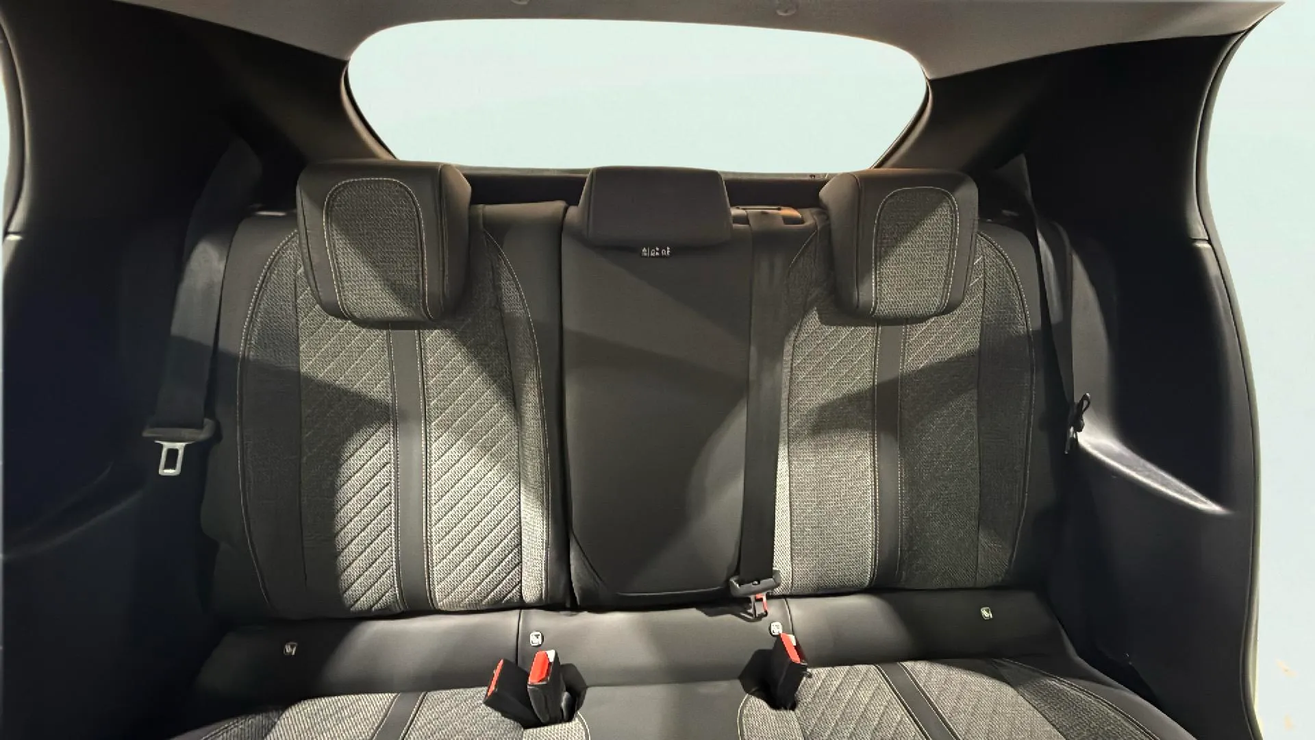 Peugeot 208 Allure Gasolina 100 - foto 12