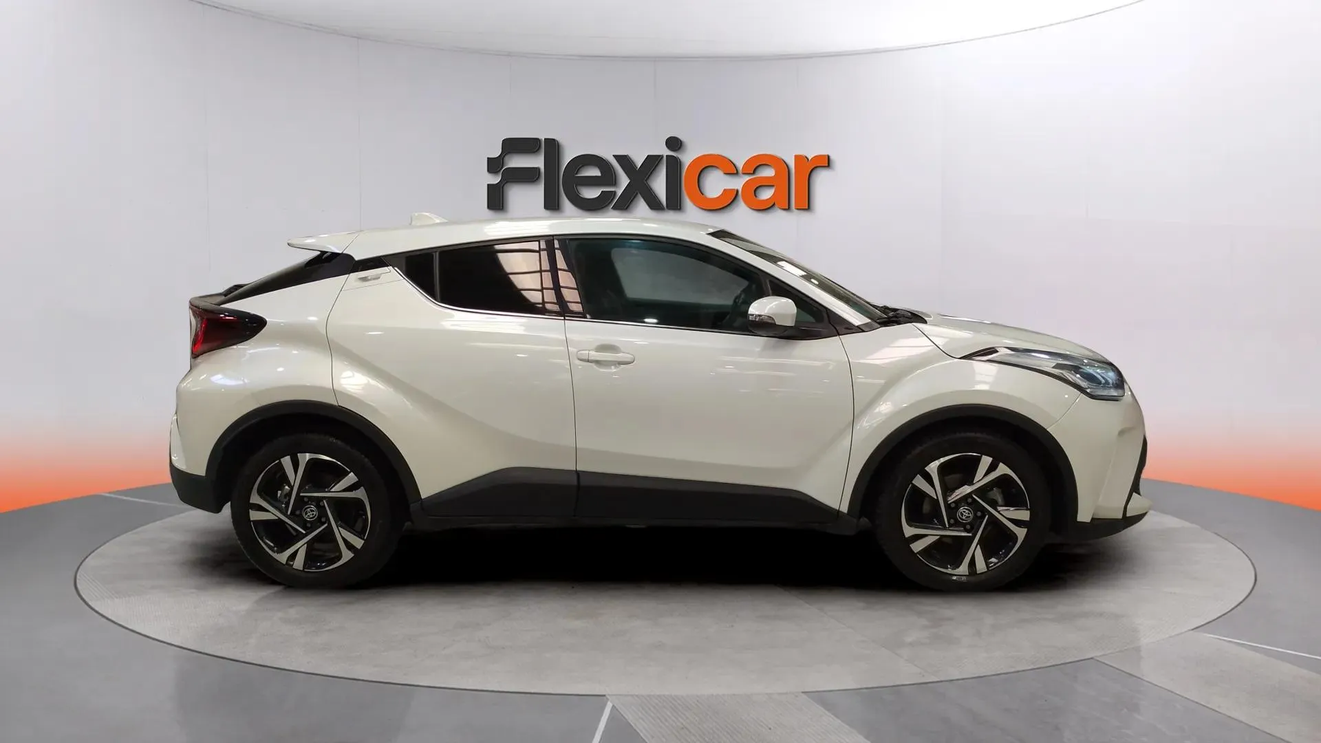 Toyota C-HR 2.0 180H Advance - foto 3