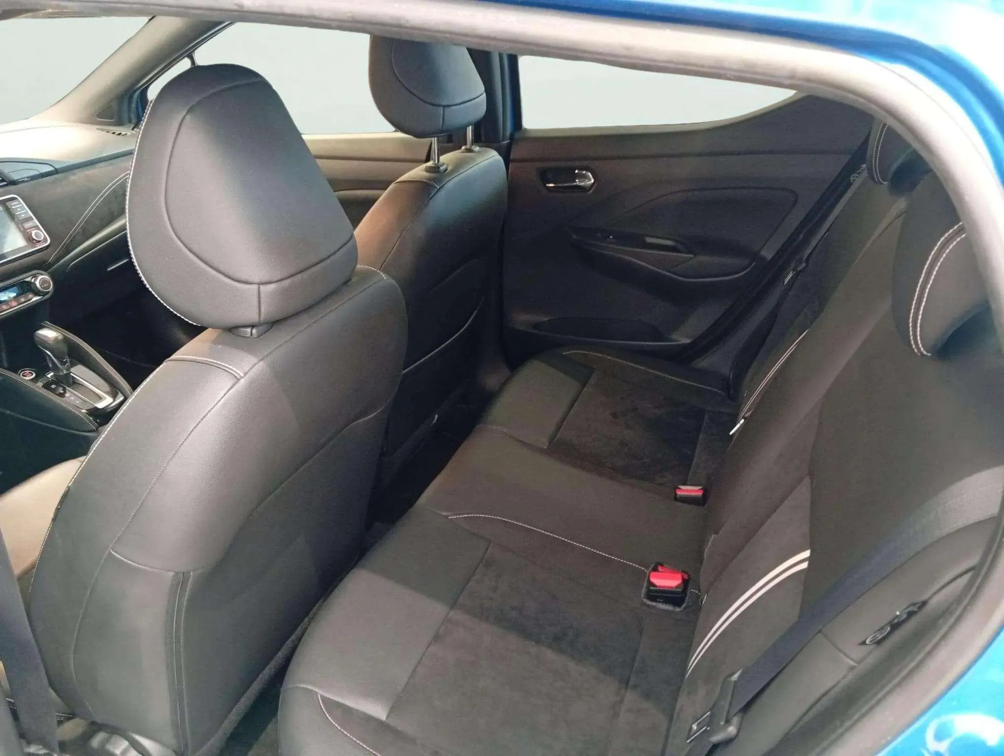 Nissan Micra IG-T E6D-F CVT N-Sport - foto 15