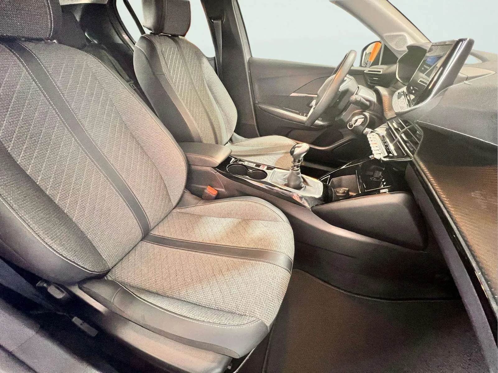 Peugeot 208 Allure Gasolina 100 - foto 11
