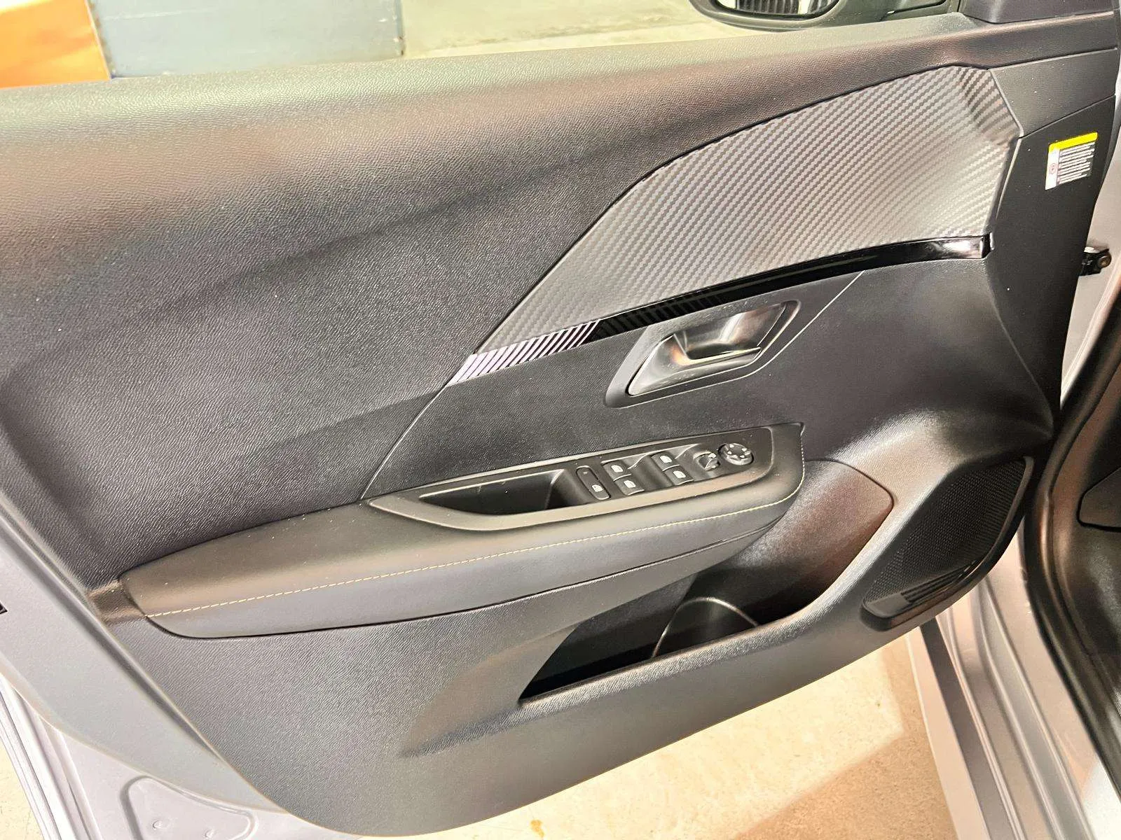 Peugeot 208 Allure Gasolina 100 - foto 16