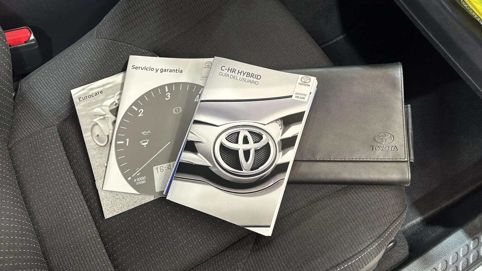 Toyota C-HR 1.8 125H Advance - foto 30