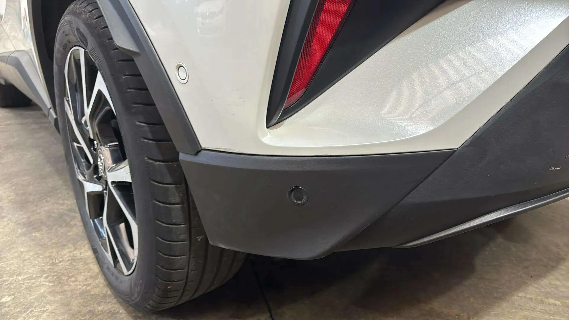 Toyota C-HR 1.8 125H Advance - foto 28