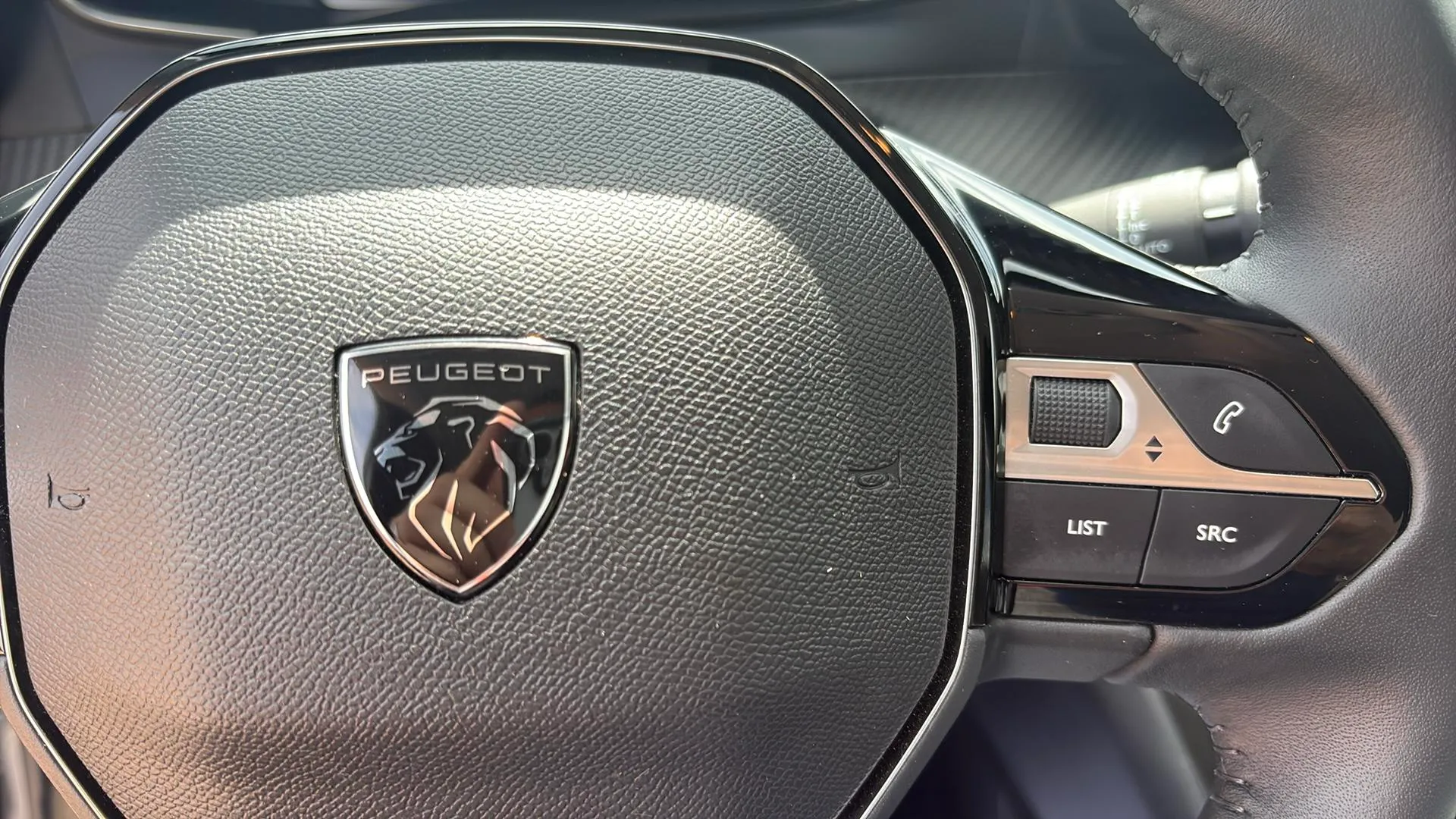 Peugeot 208 Allure Gasolina 100 - foto 12