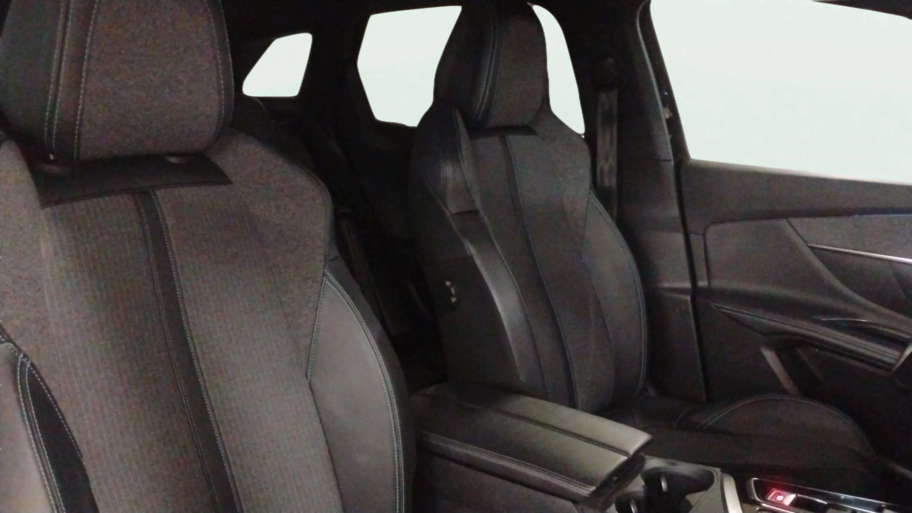 Peugeot 3008 180 e-EAT8 Allure Pack - foto 11