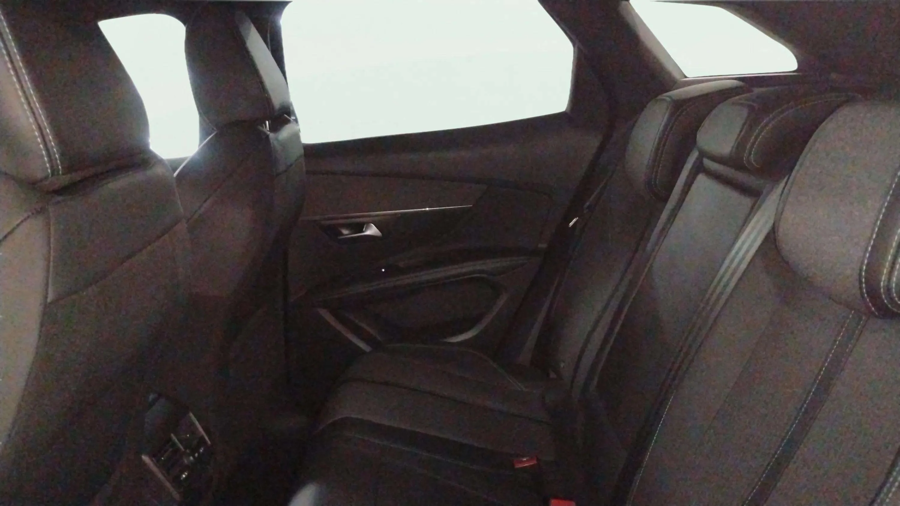 Peugeot 3008 180 e-EAT8 Allure Pack - foto 13