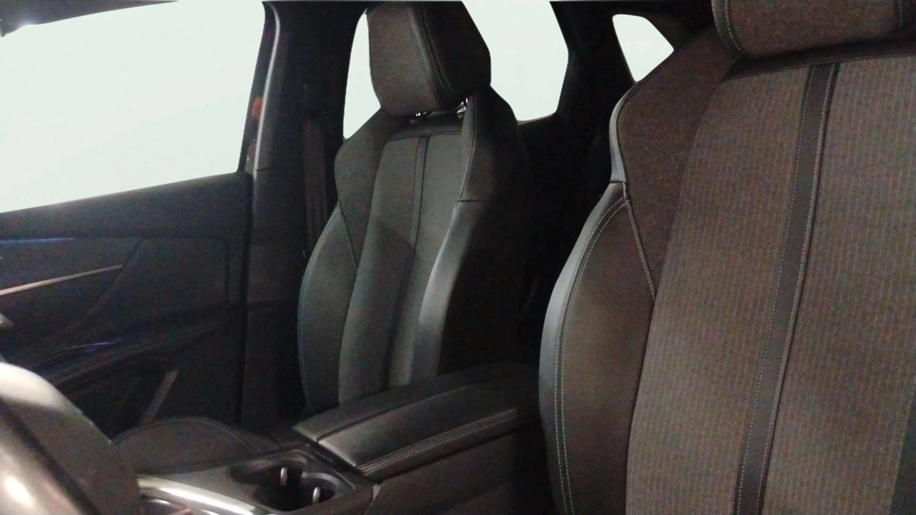 Peugeot 3008 180 e-EAT8 Allure Pack - foto 8