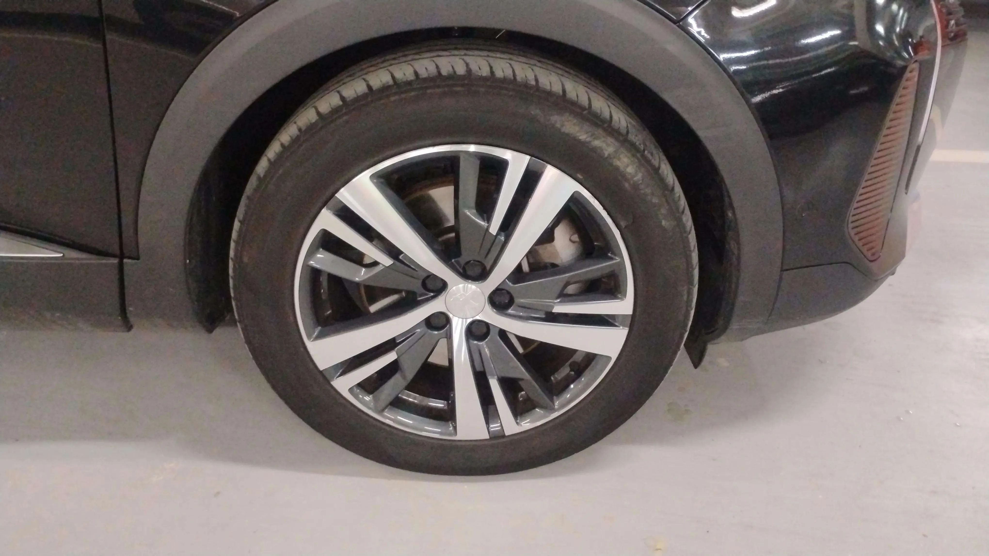 Peugeot 3008 180 e-EAT8 Allure Pack - foto 30