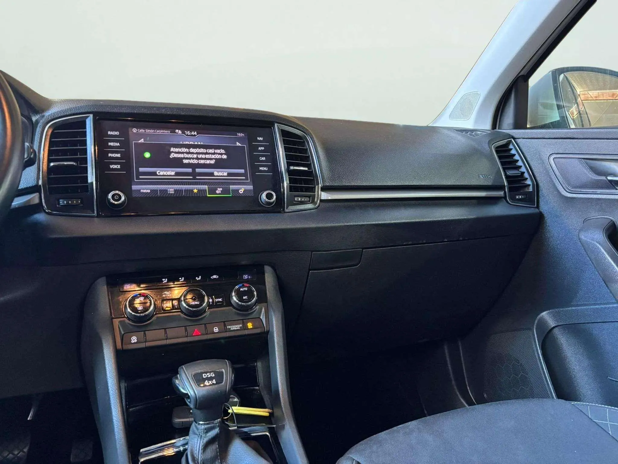 Škoda Karoq 2.0 TDI DSG 4x4 Ambition - foto 20