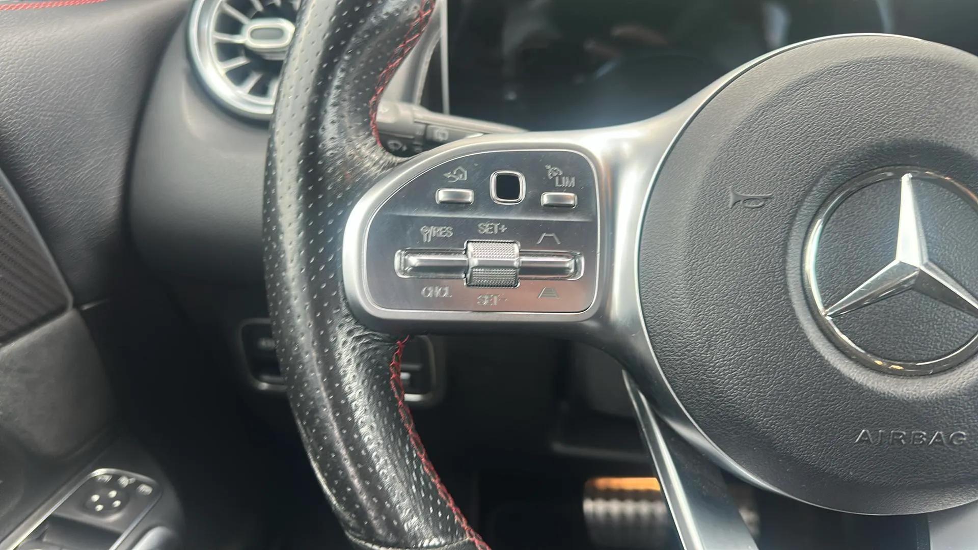 Mercedes-Benz GLB 2.0 GLB 250 4MATIC DCT - foto 16