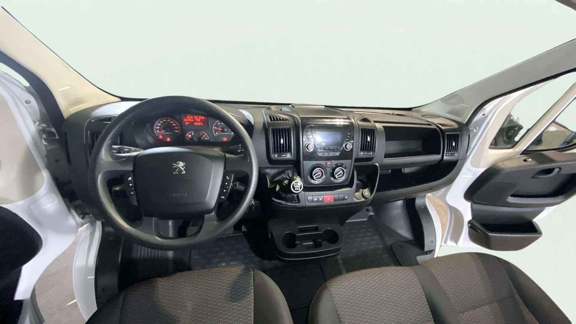 Peugeot Boxer 335 L2 H2 Bhdi M - foto 11
