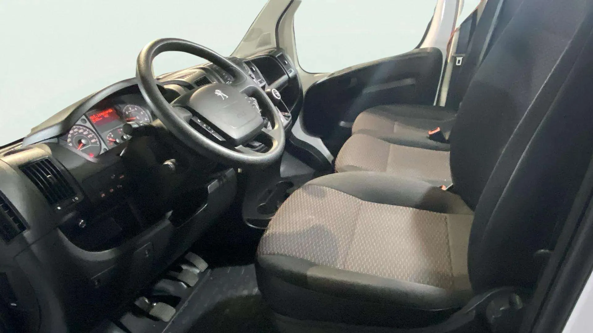 Peugeot Boxer 335 L2 H2 Bhdi M - foto 16