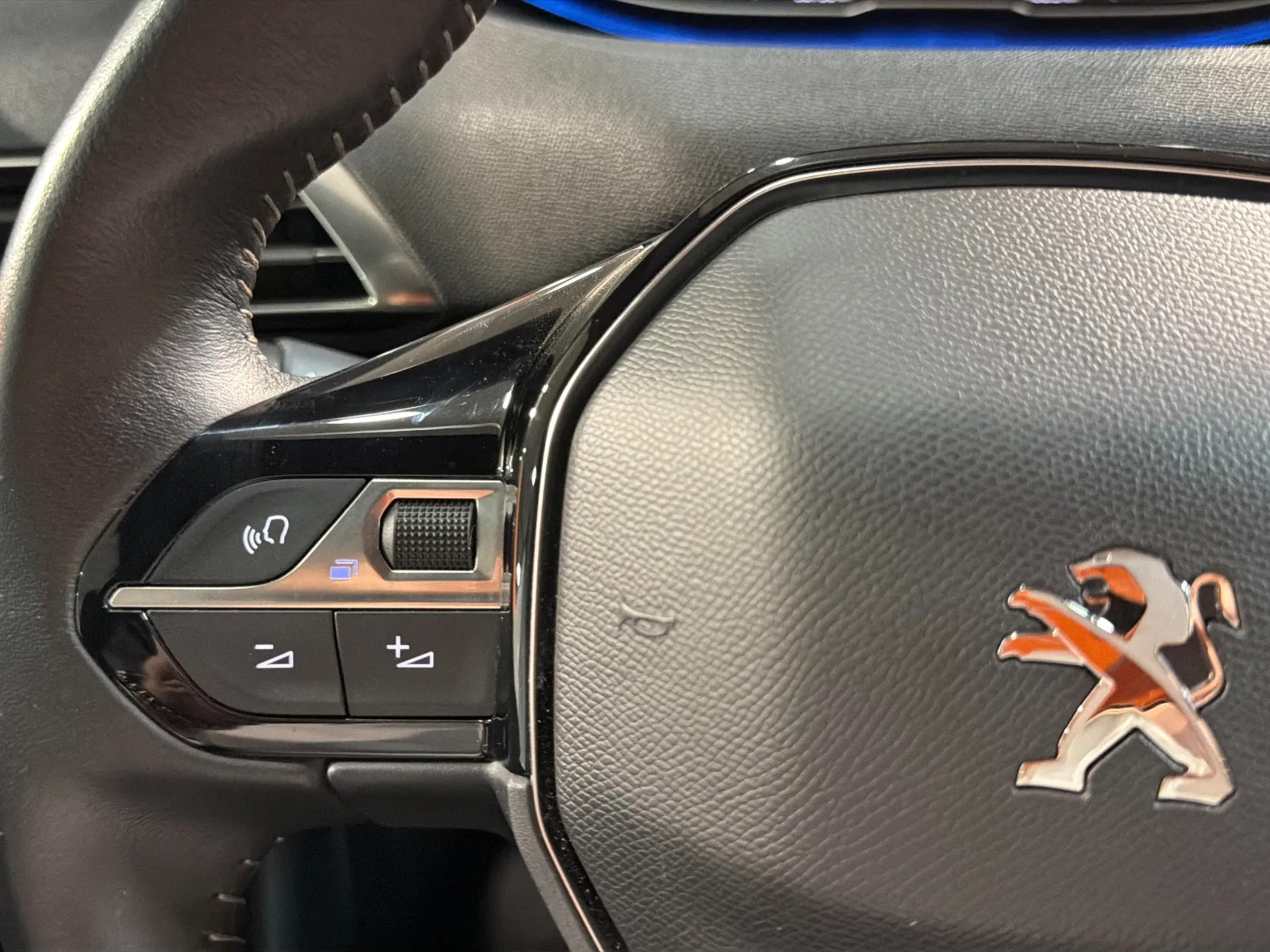 Peugeot 3008 1.2 PureTech GT - foto 8