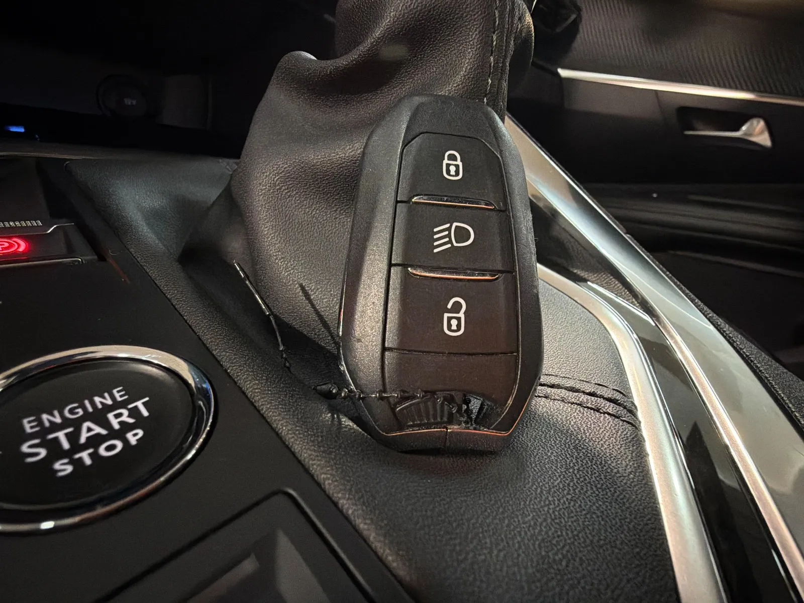 Peugeot 3008 1.2 PureTech GT - foto 14