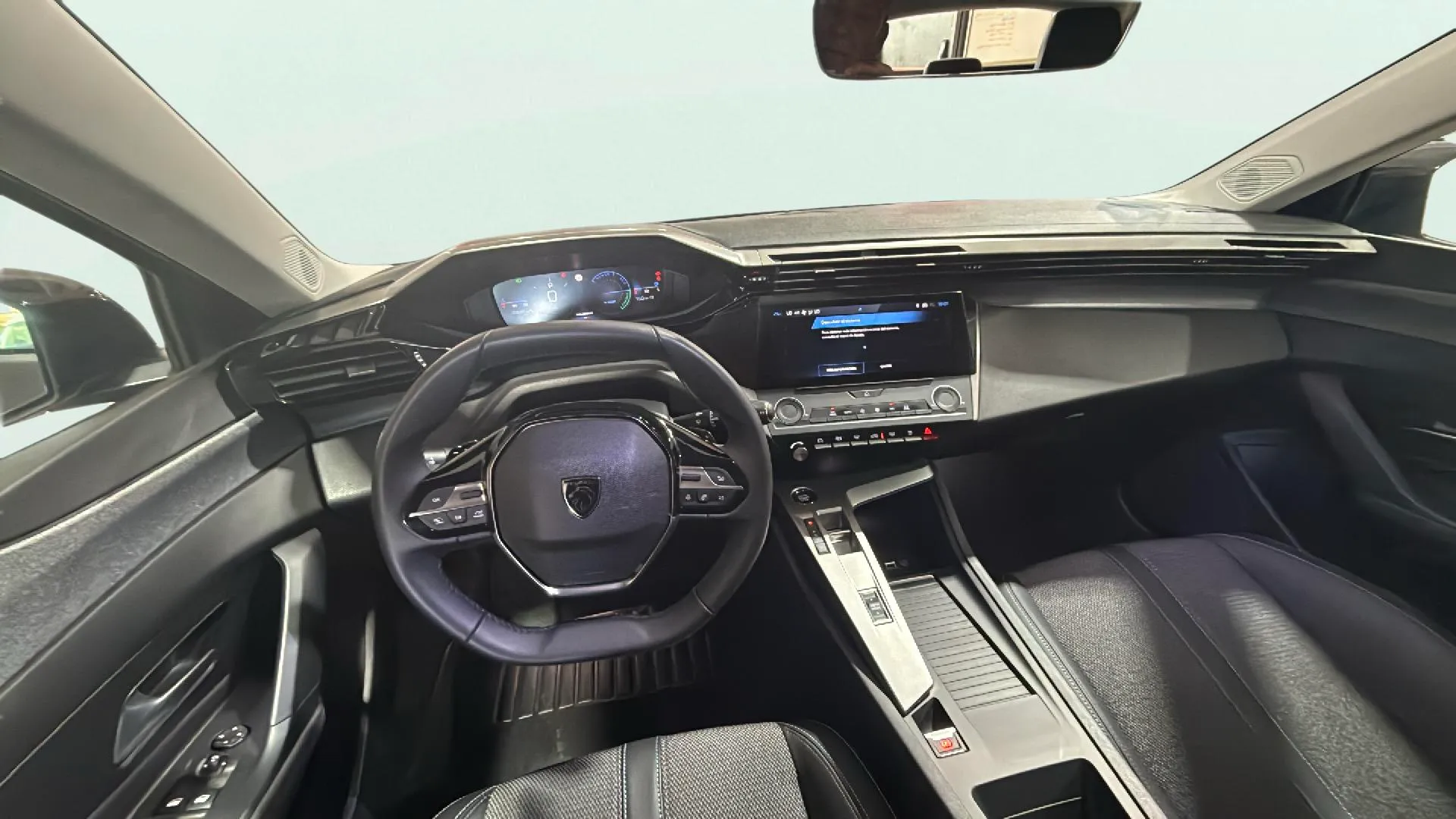 Peugeot 408 Allure Hybrid 145 eDCS6 - foto 15