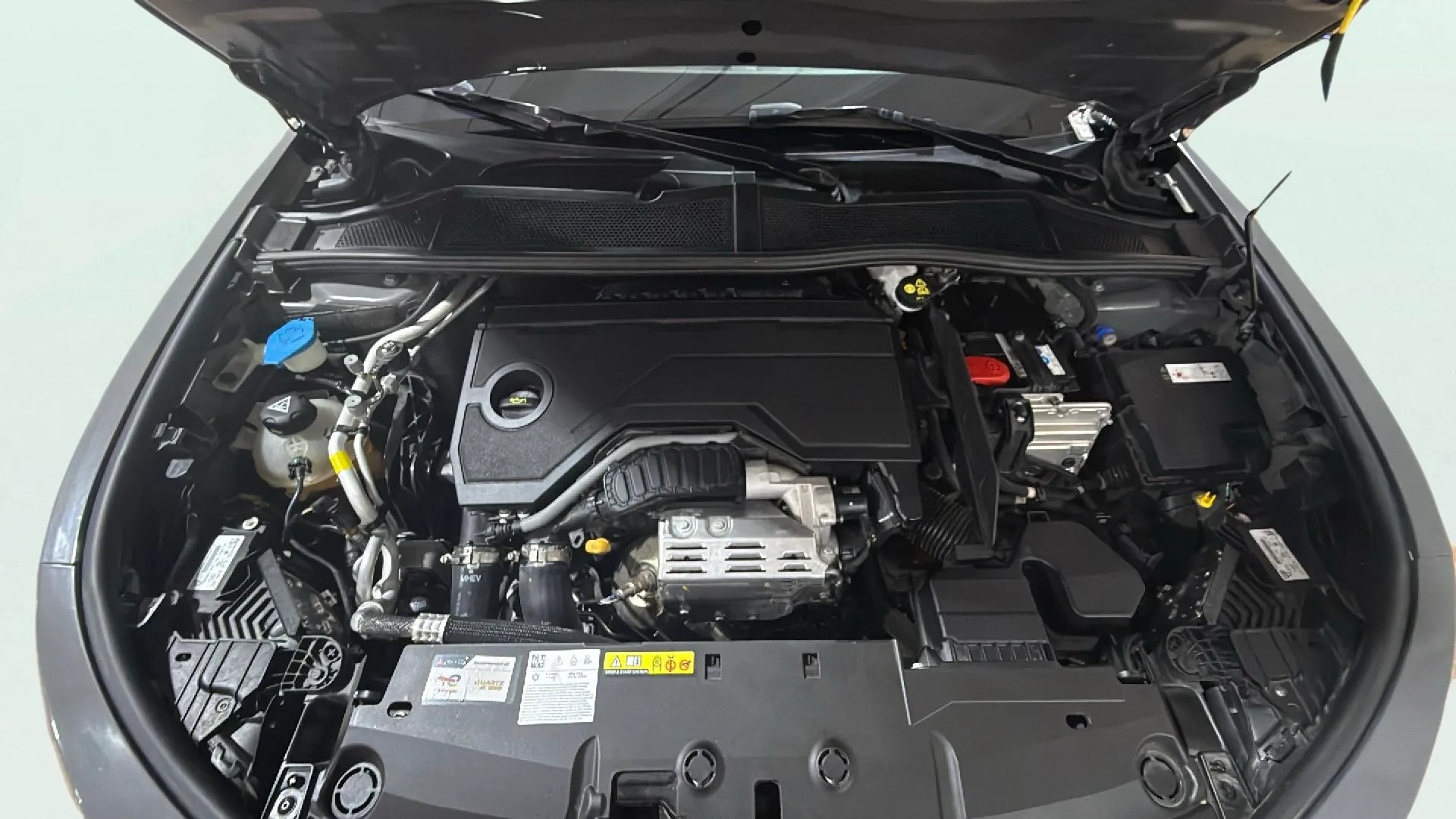 Peugeot 408 Allure Hybrid 145 eDCS6 - foto 20