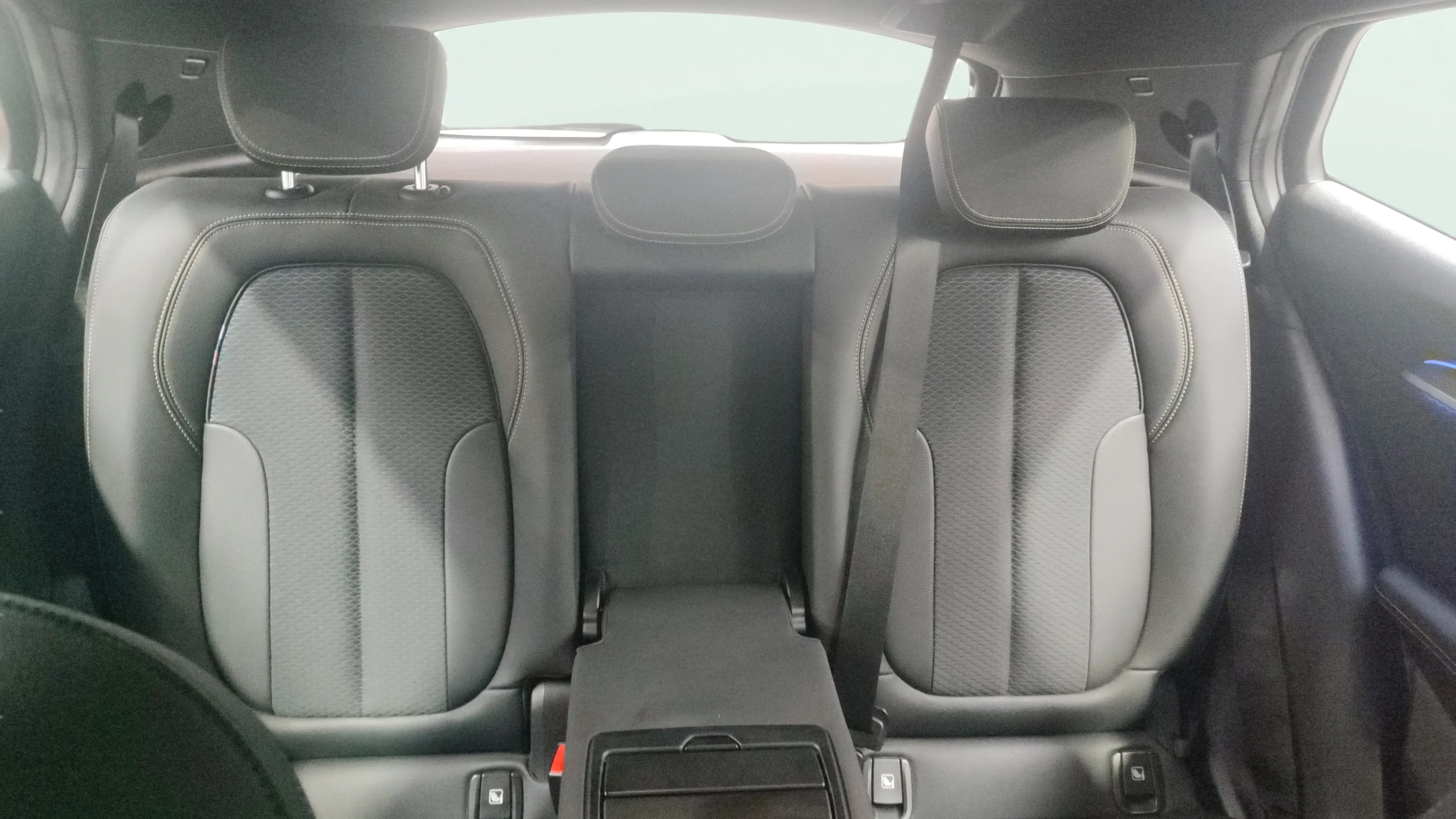 BMW X2 sDrive20dA - foto 30