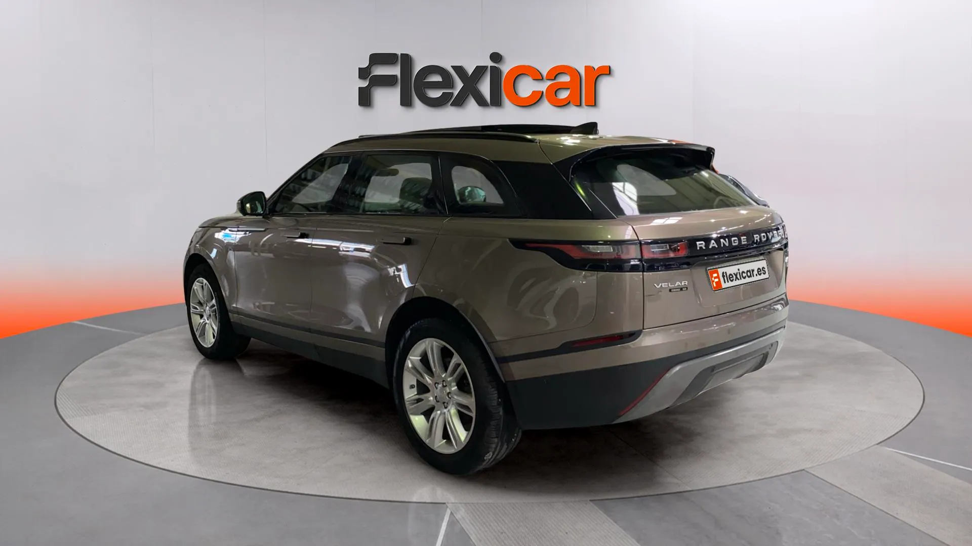 Land Rover Range Rover Velar 2.0D D240 SE 4WD - foto 6