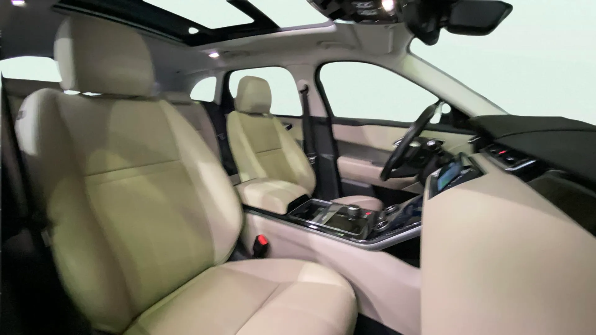 Land Rover Range Rover Velar 2.0D D240 SE 4WD - foto 24