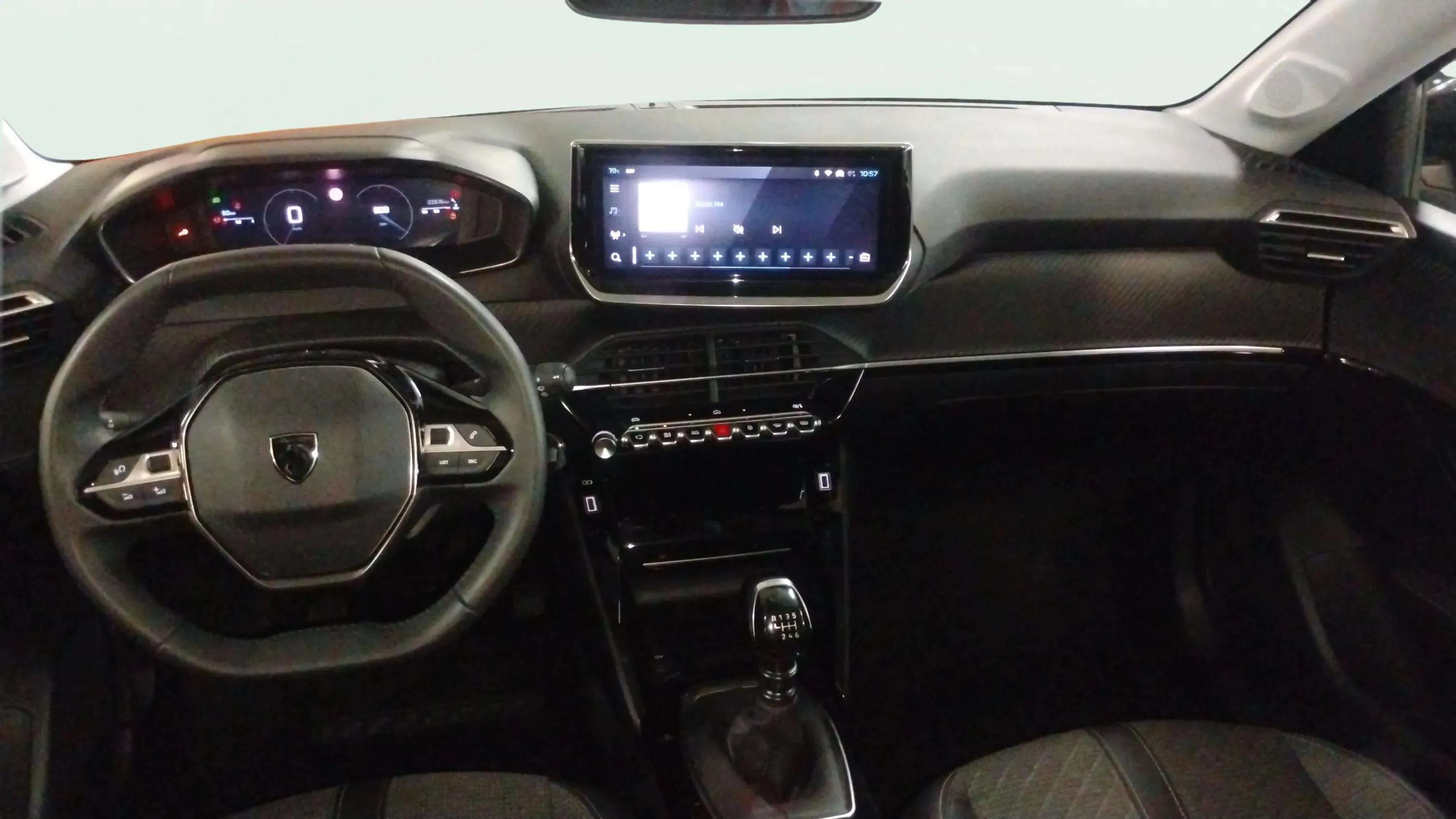 Peugeot 208 Allure Gasolina 100 - foto 12