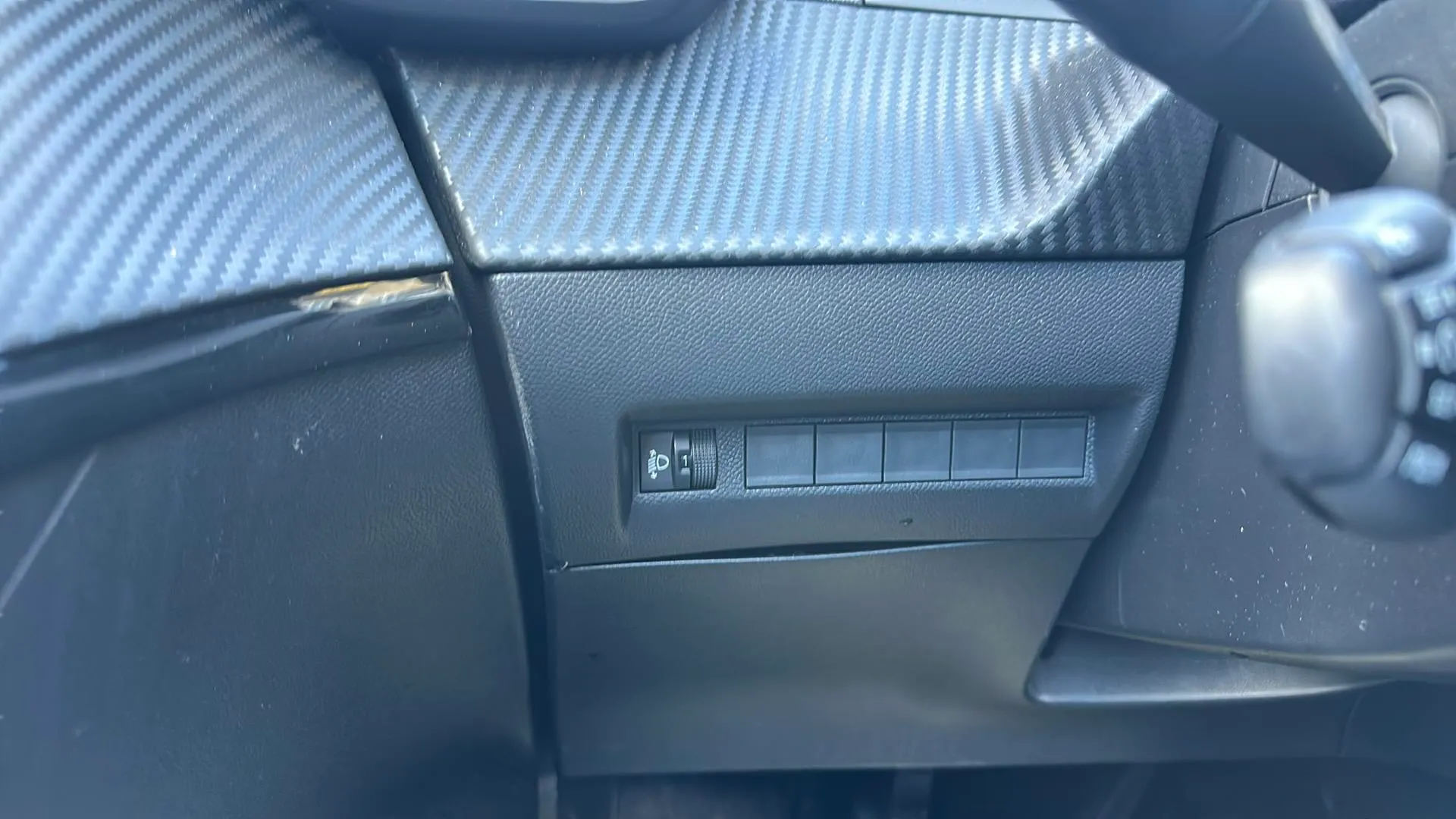 Peugeot 208 Allure Gasolina 100 - foto 17