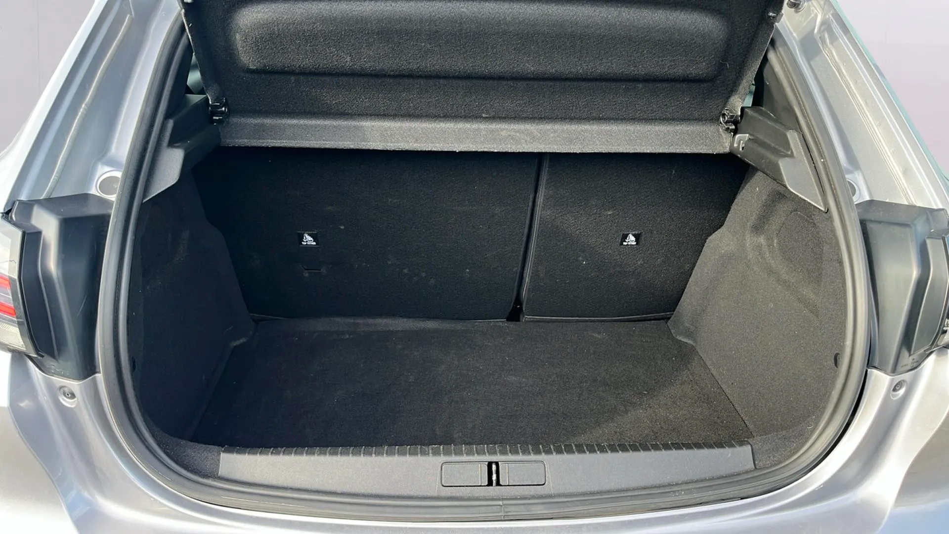 Peugeot 208 Allure Gasolina 100 - foto 9