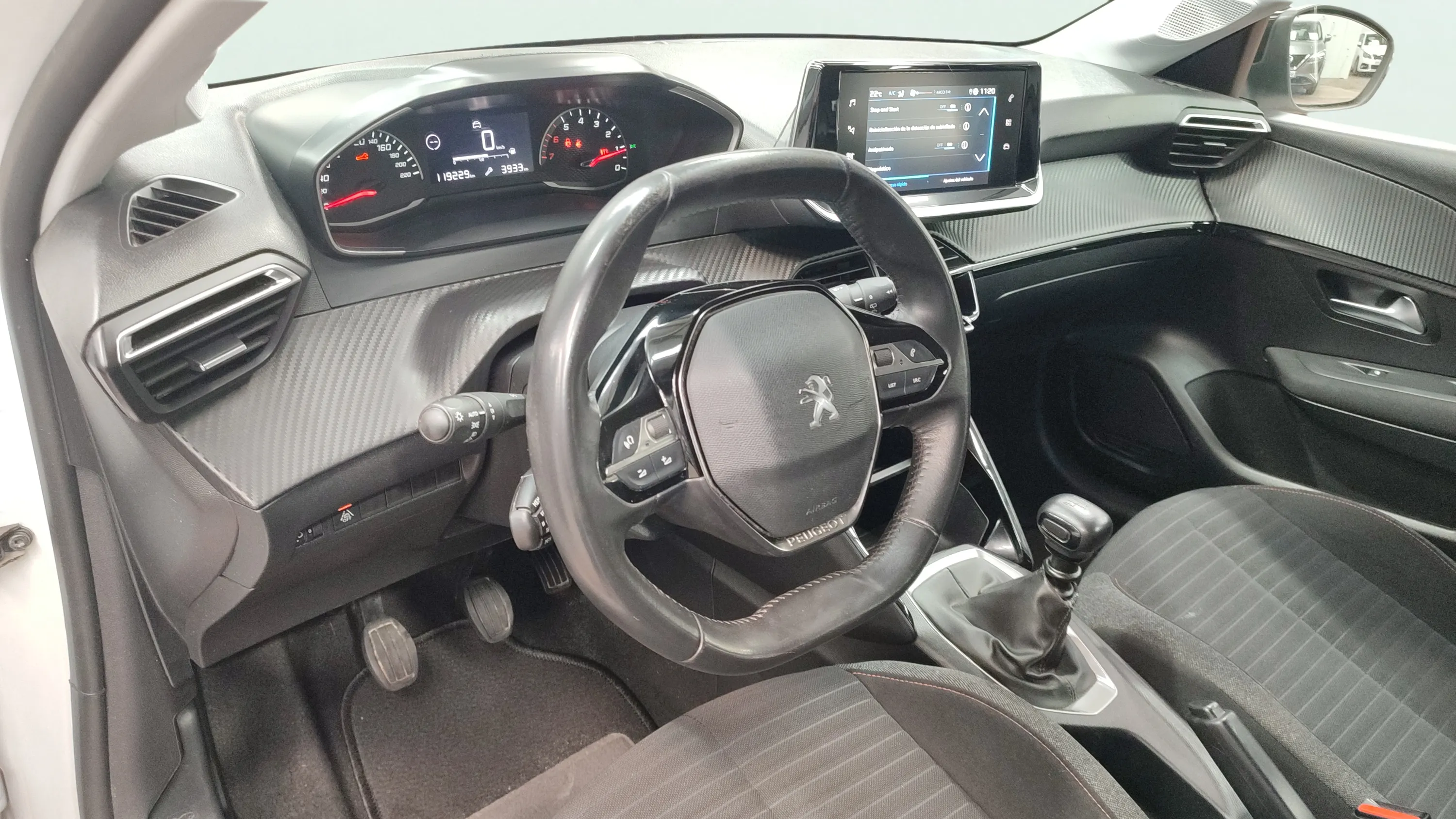 Peugeot 208 BlueHDi Active - foto 19