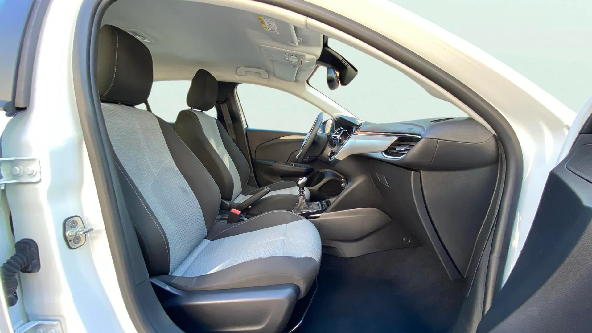 Opel Corsa 1.2T XHL Edition - foto 9