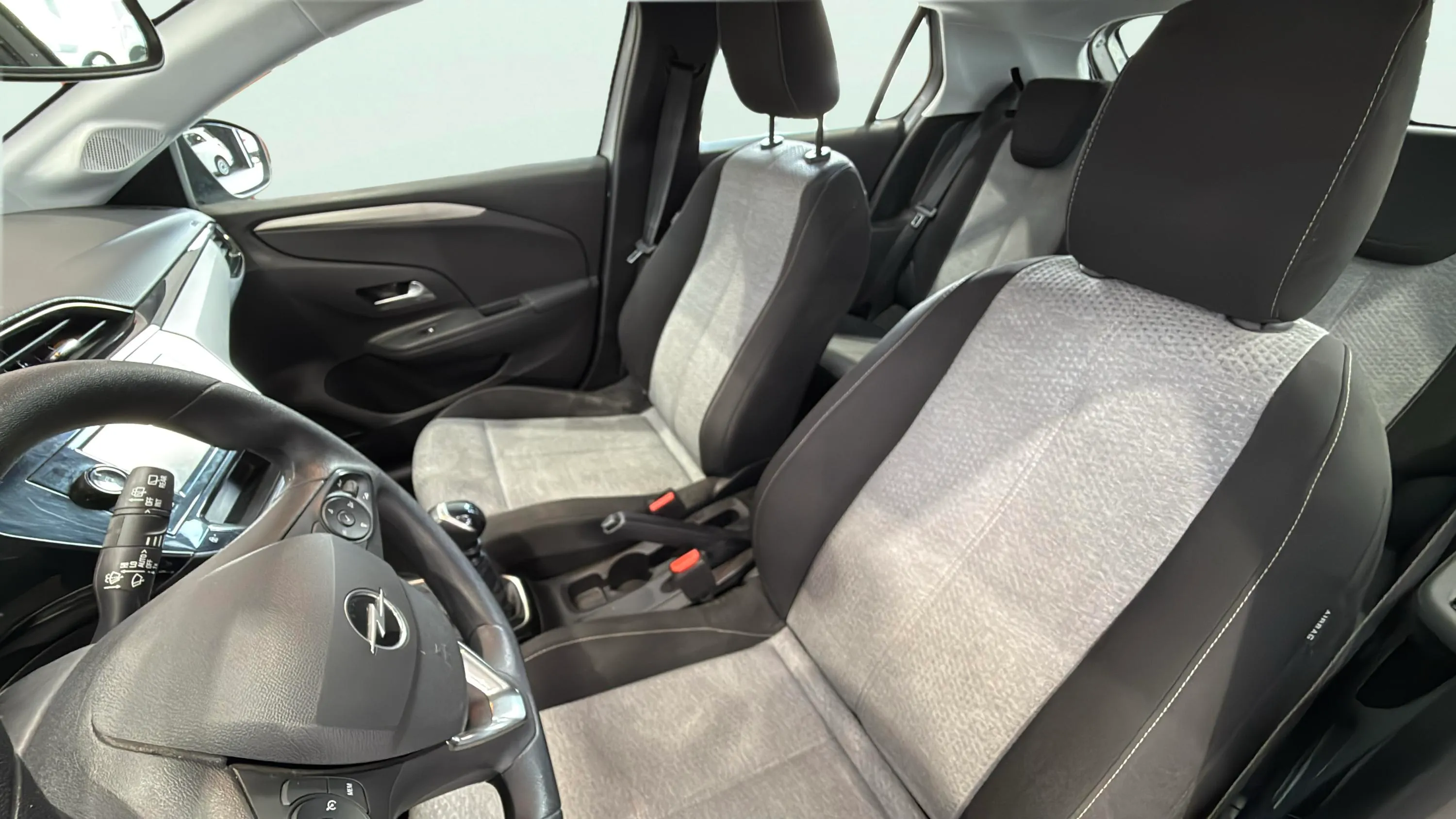 Opel Corsa 1.2T XHL Edition - foto 11