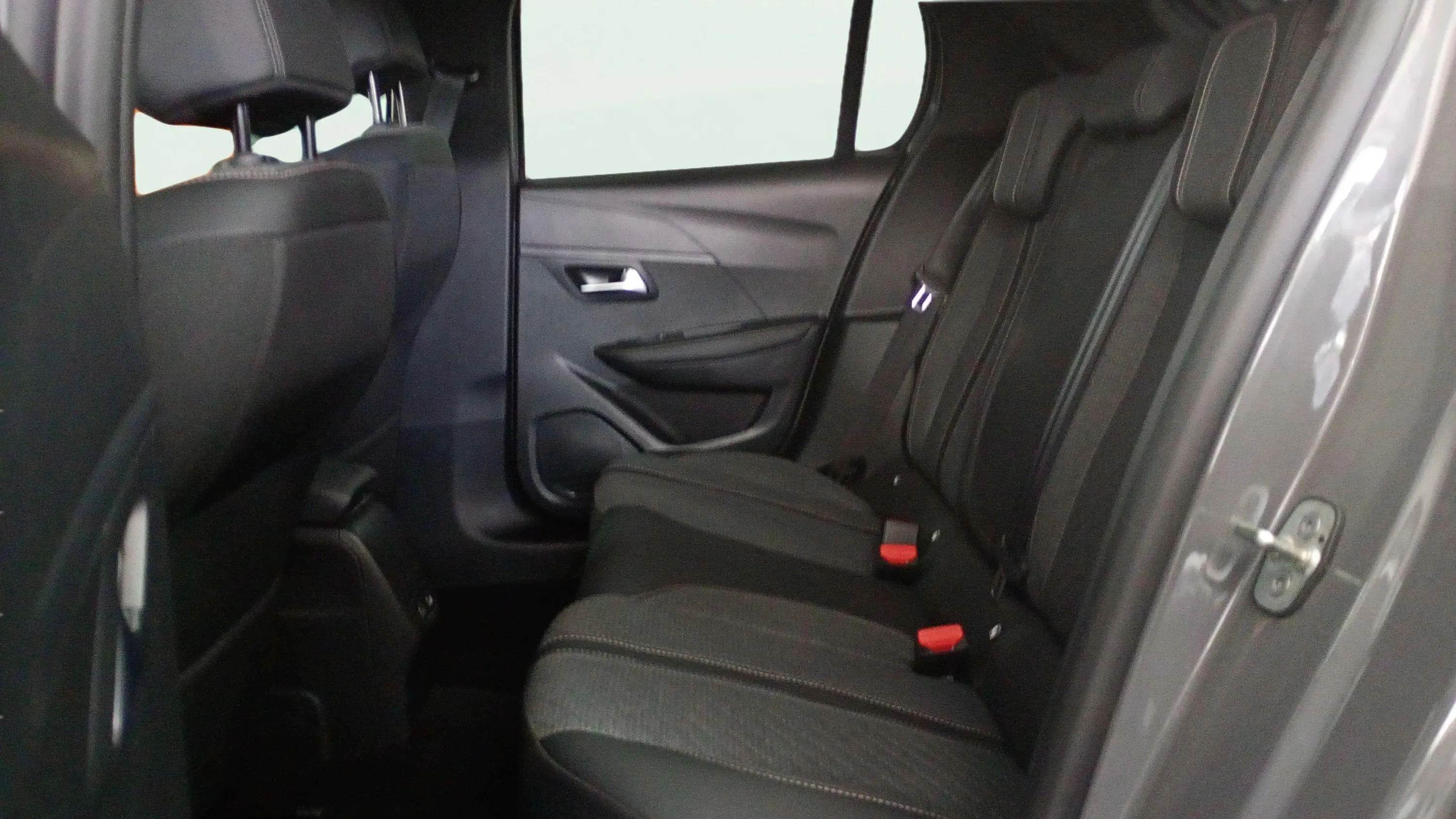 Peugeot 208 Allure Gasolina 100 - foto 10