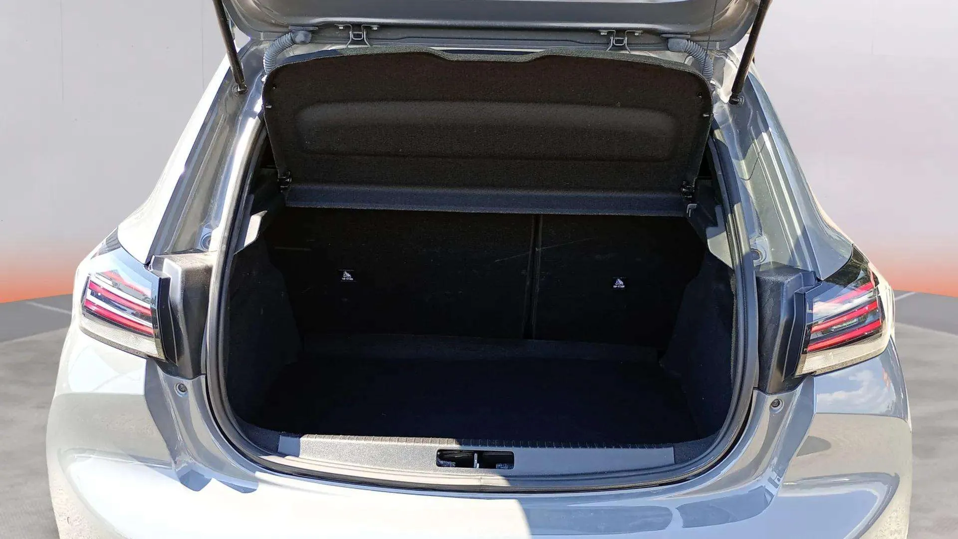 Peugeot 208 Allure Gasolina 100 - foto 6