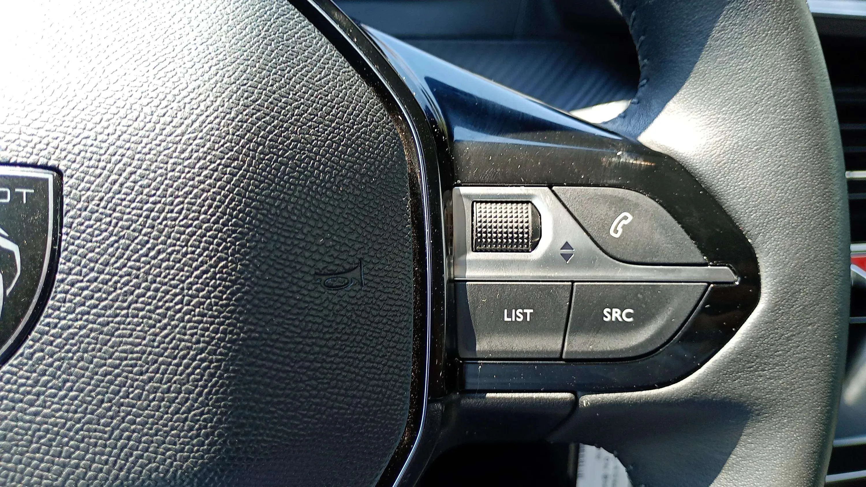 Peugeot 208 Allure Gasolina 100 - foto 18
