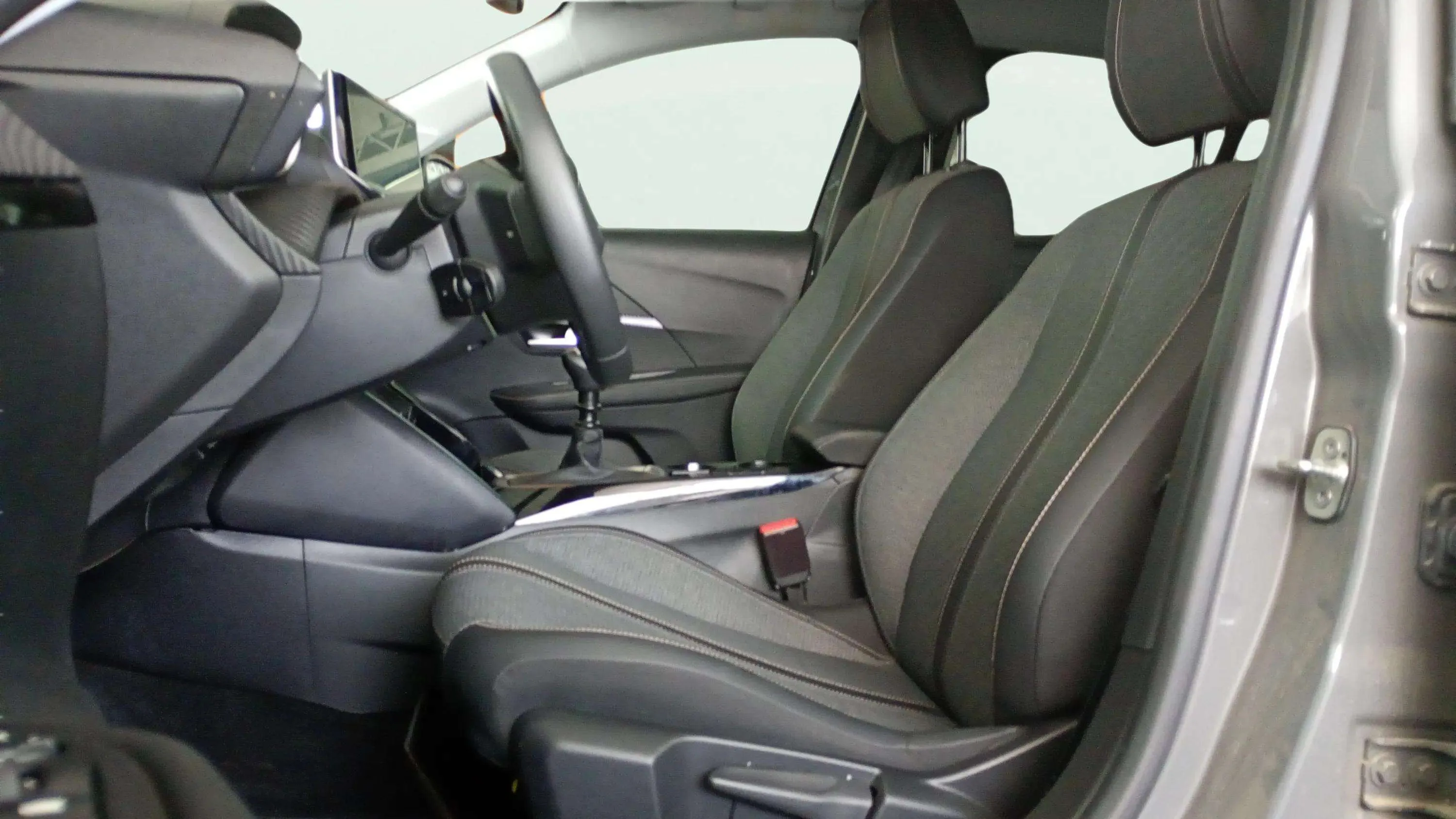 Peugeot 208 Allure Gasolina 100 - foto 8