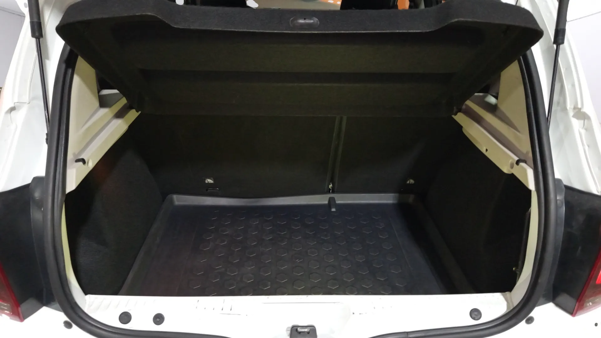 Dacia Sandero Stepway Comfort TCe SS - foto 26