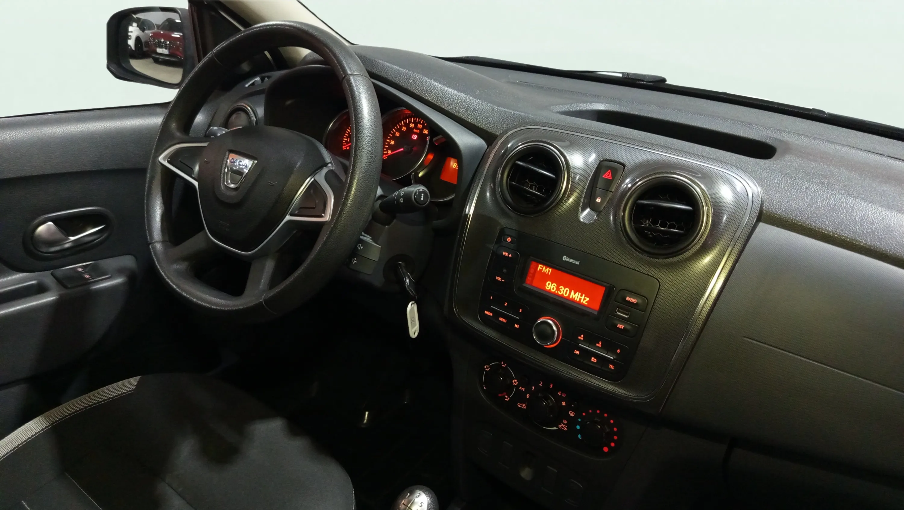 Dacia Sandero Stepway Comfort TCe SS - foto 22