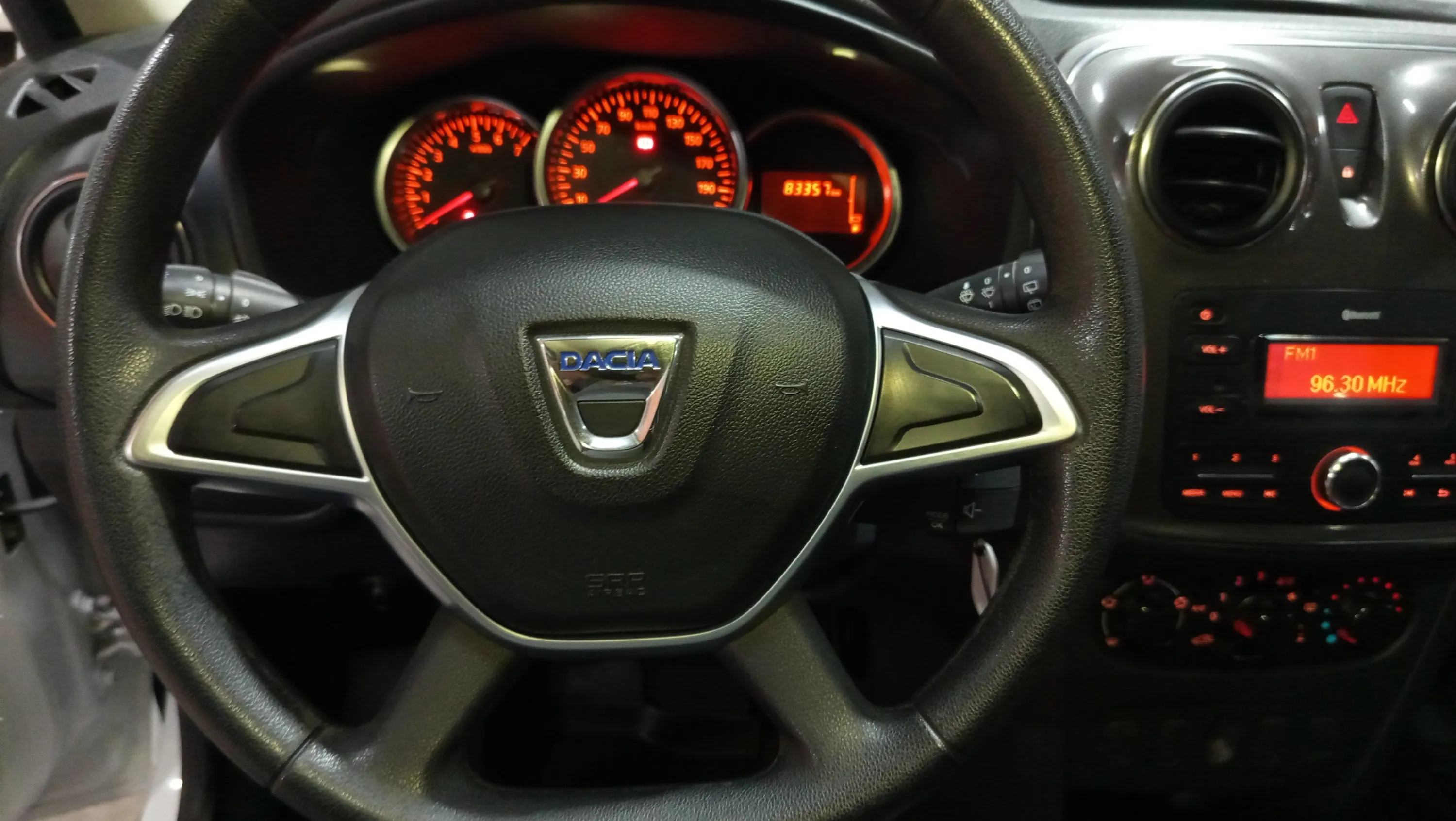 Dacia Sandero Stepway Comfort TCe SS - foto 19