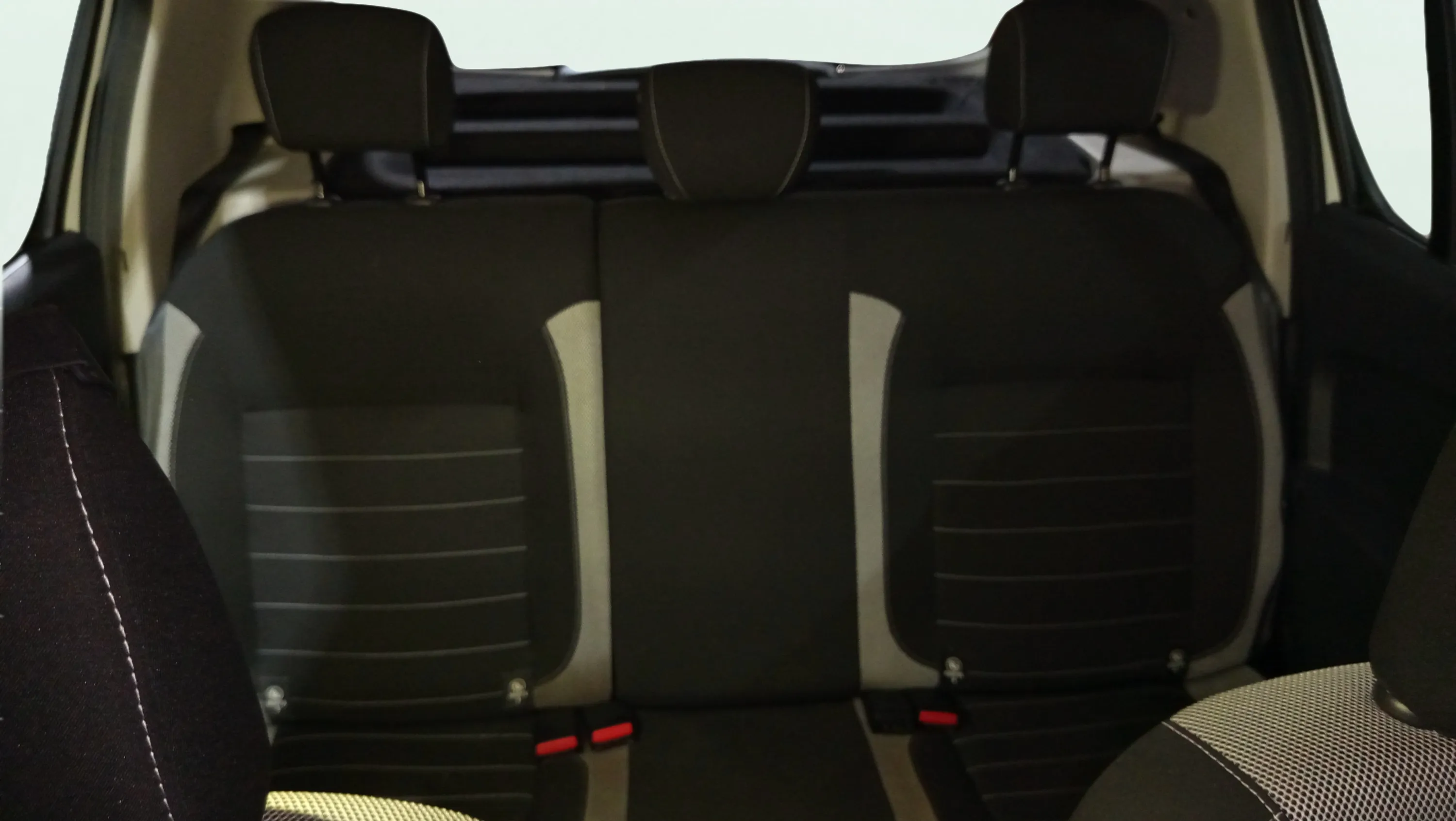 Dacia Sandero Stepway Comfort TCe SS - foto 15