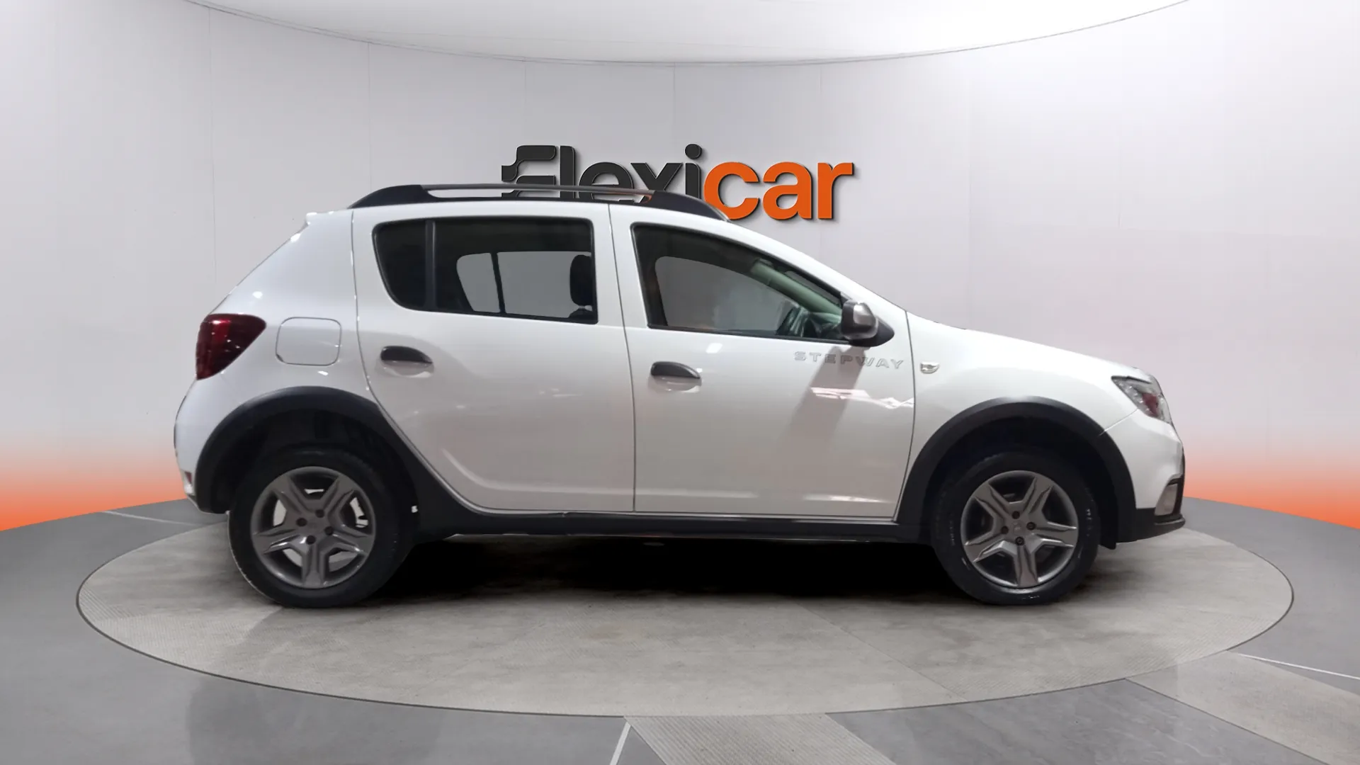Dacia Sandero Stepway Comfort TCe SS - foto 4