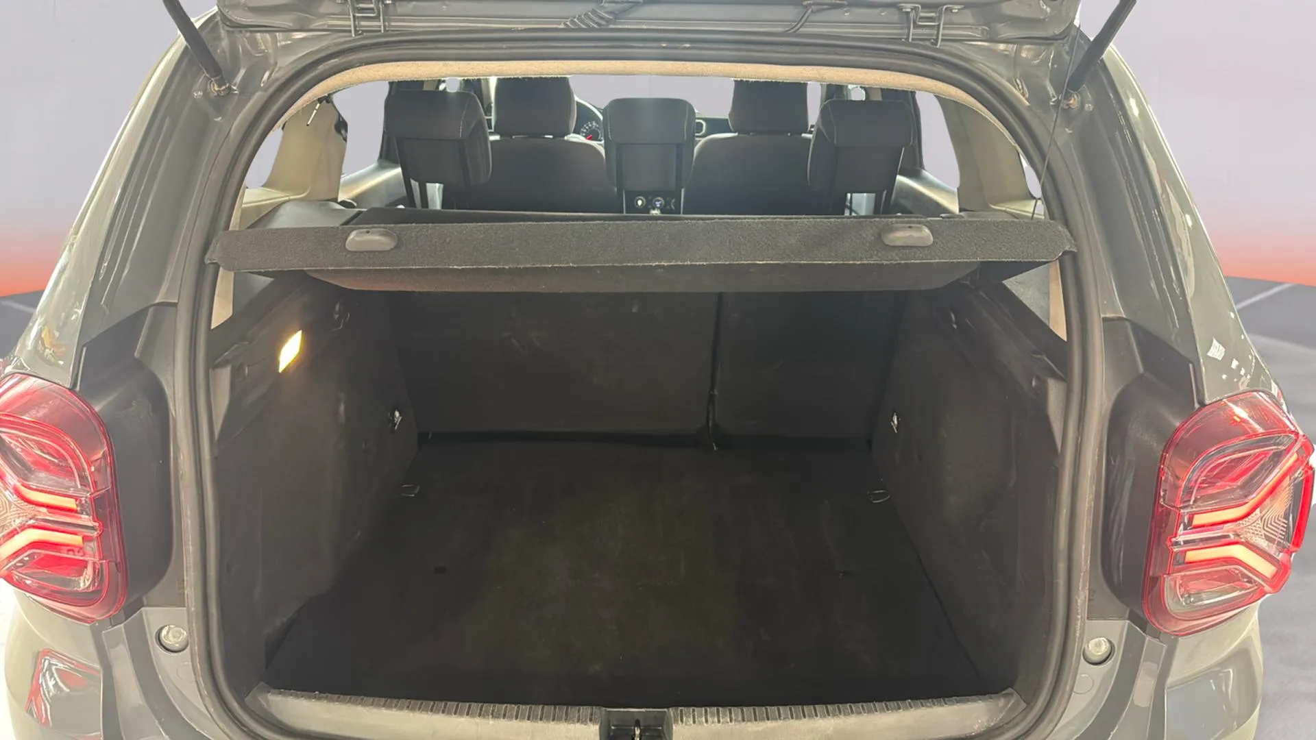 Dacia Duster Journey Go TCe 4x2 - foto 8