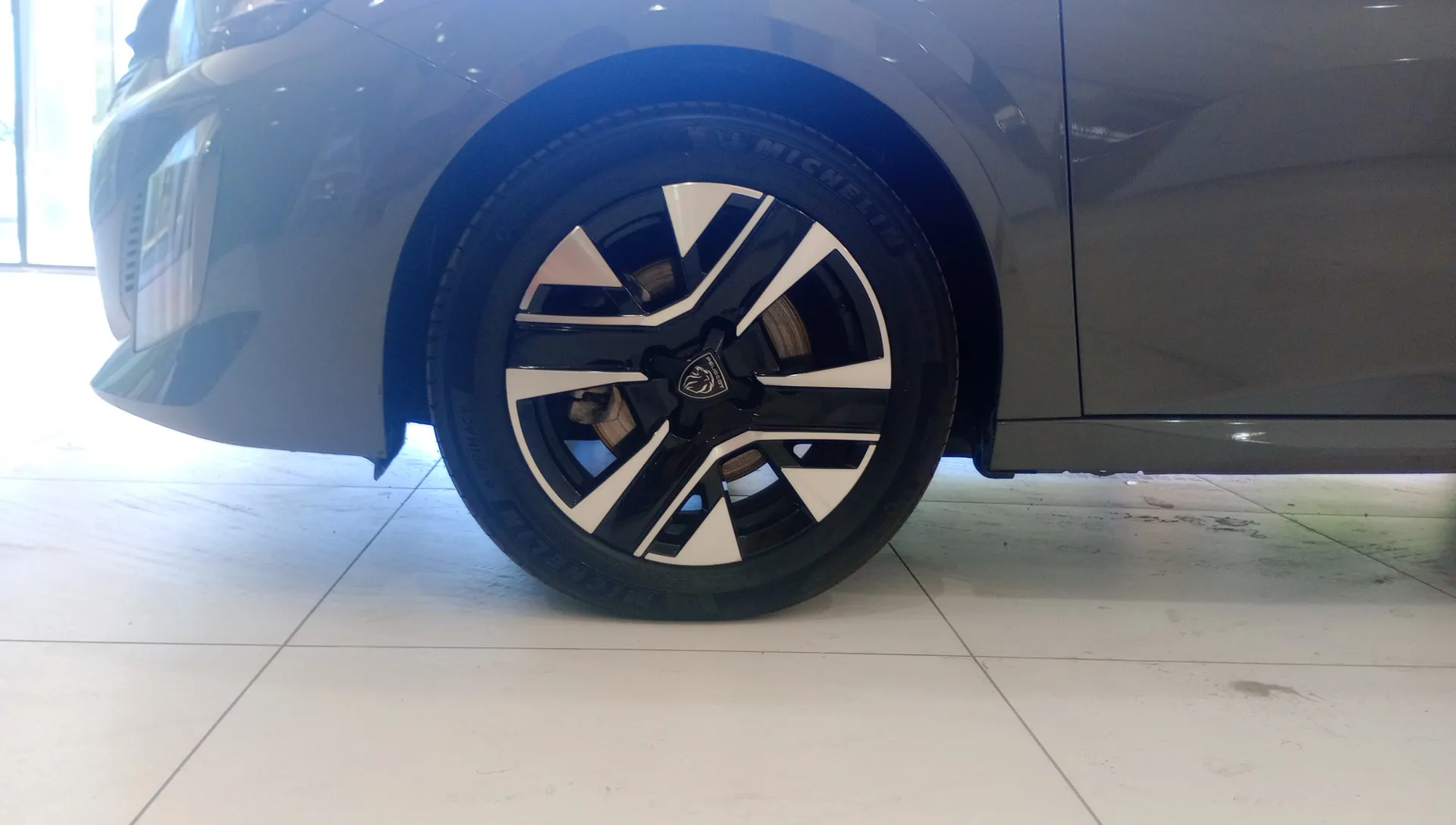 Peugeot 208 Allure Gasolina 100 - foto 6