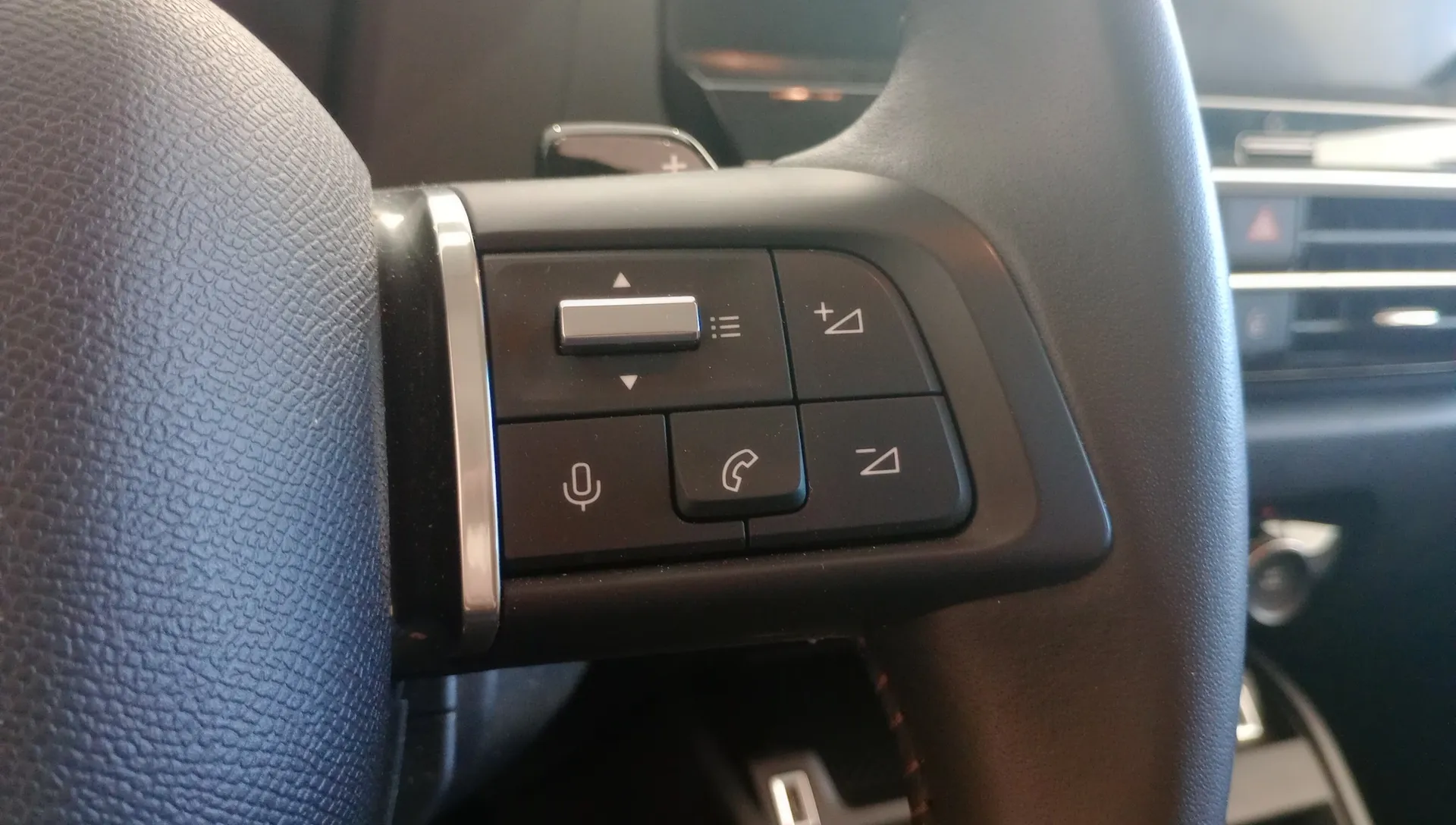 Citroën C4 Gasolina 130 EAT8 Plus - foto 17