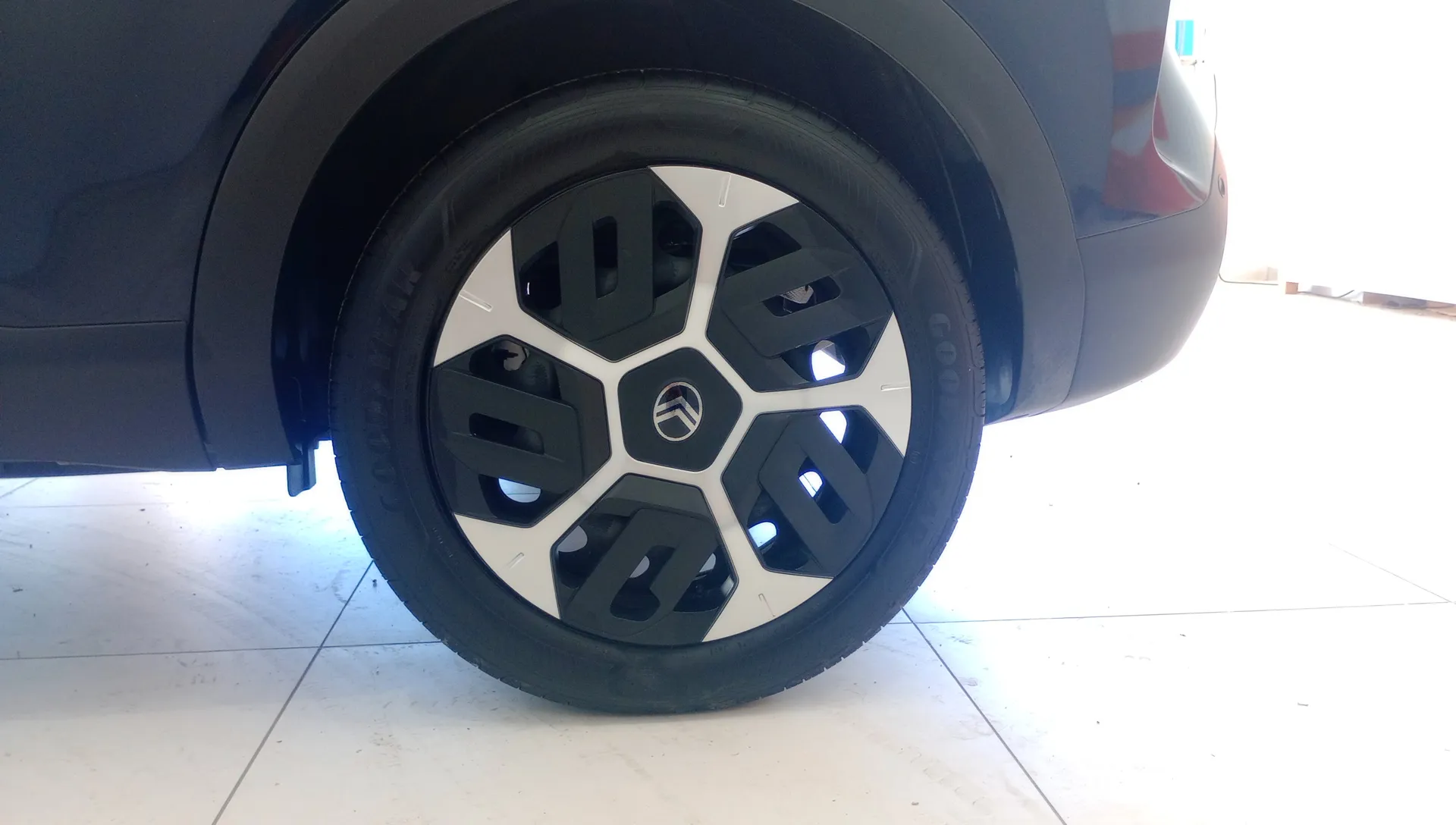 Citroën C4 Gasolina 130 EAT8 Plus - foto 7