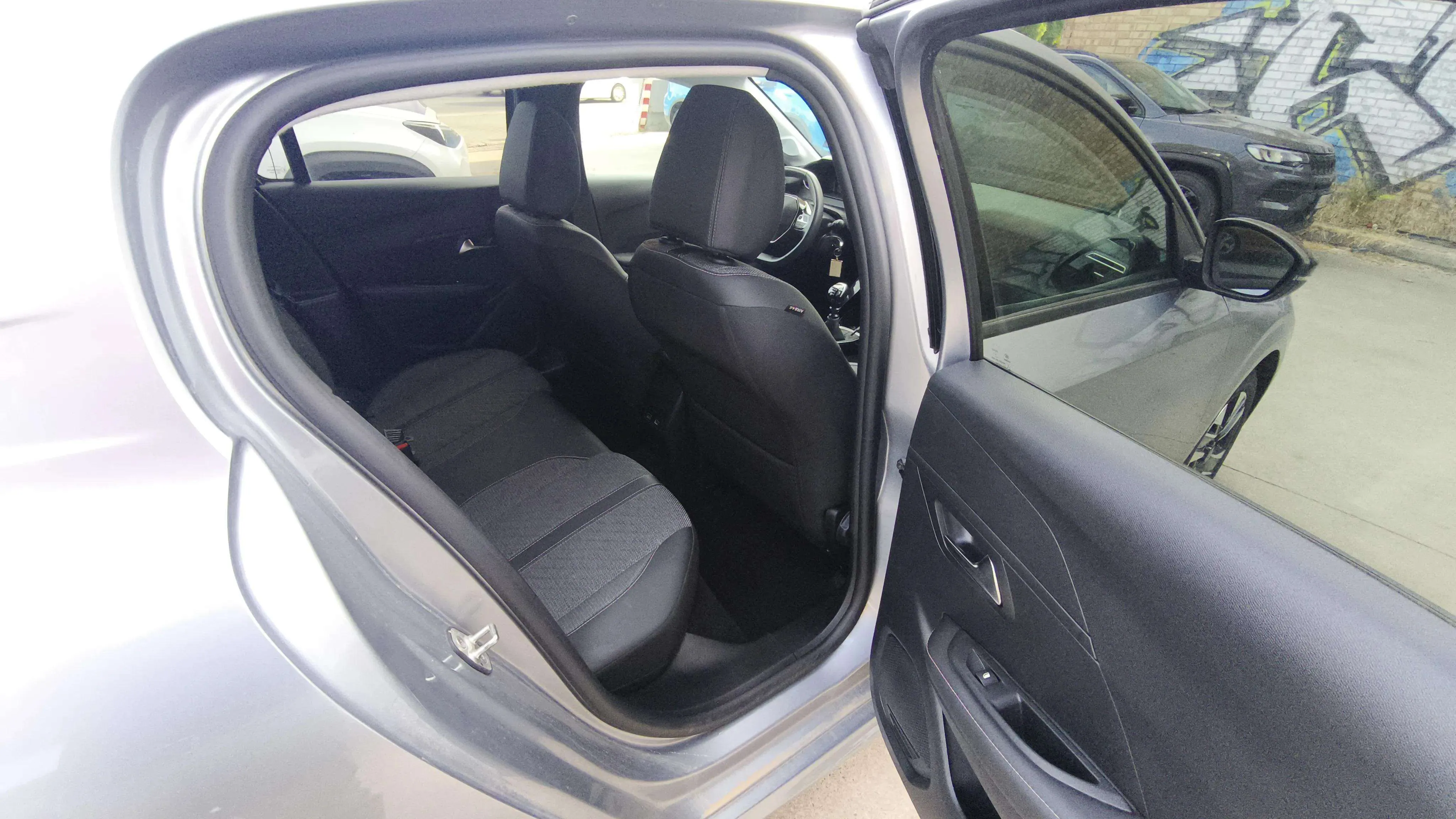 Peugeot 208 Allure Gasolina 100 - foto 26