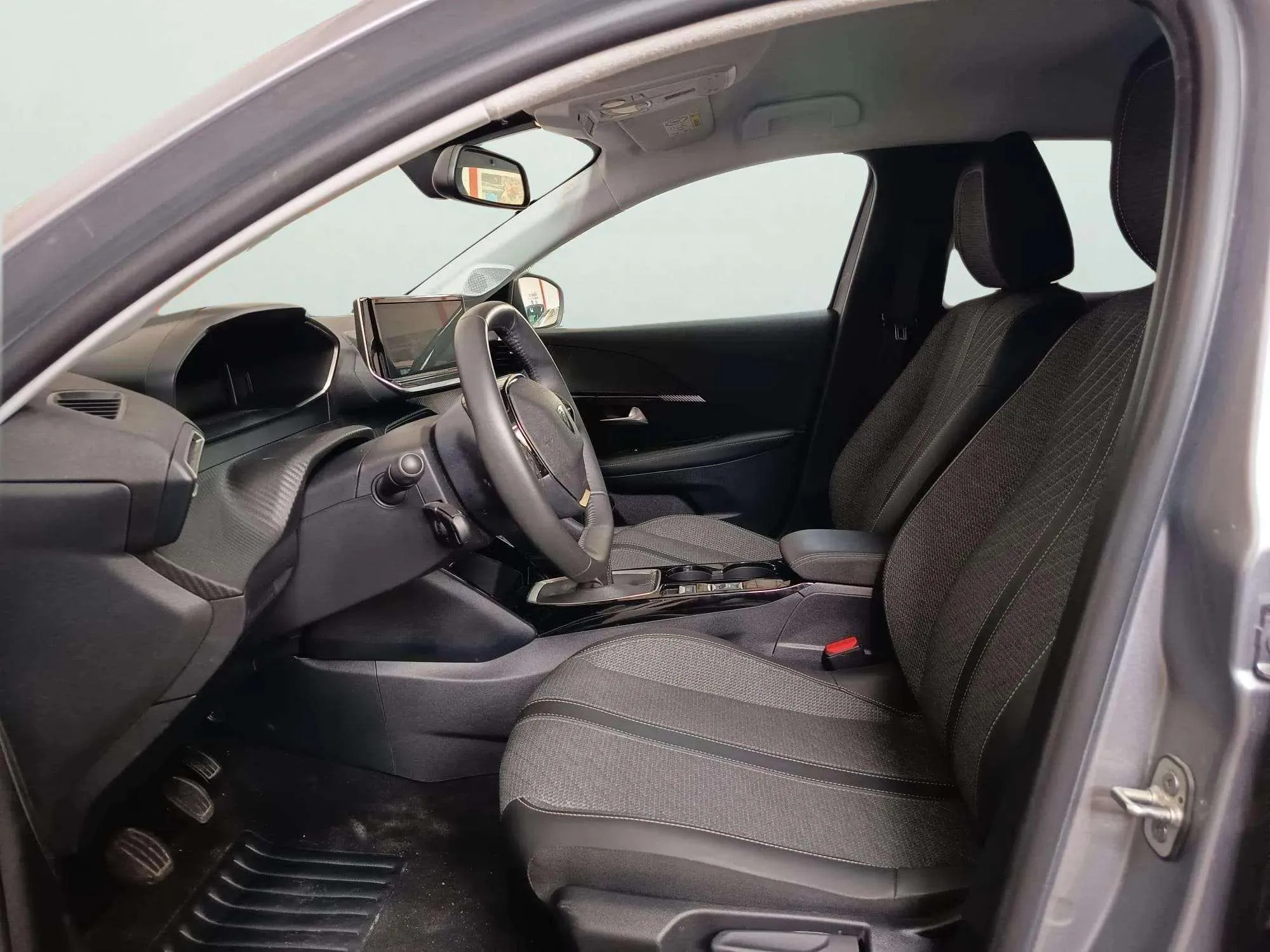 Peugeot 208 Allure Gasolina 100 - foto 19