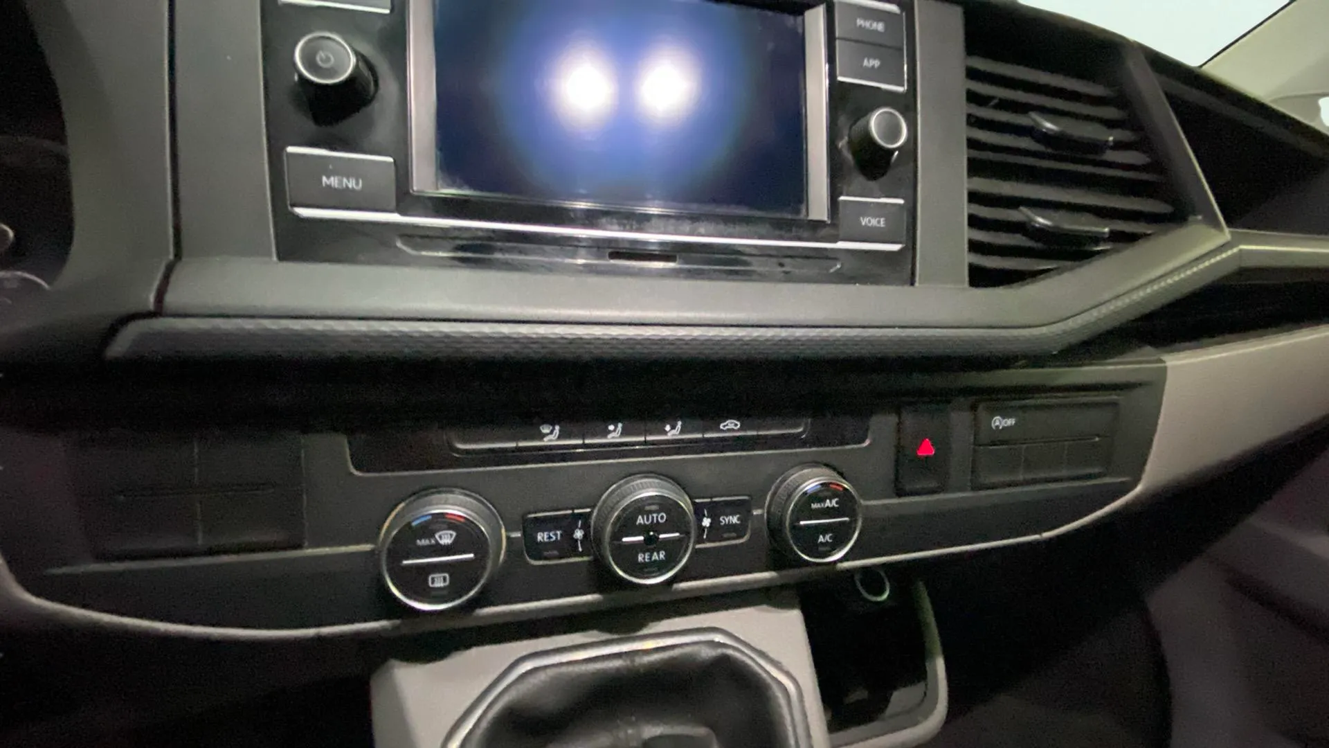 Volkswagen Caravelle Origin Corta 2.0 TDI BMT - foto 17