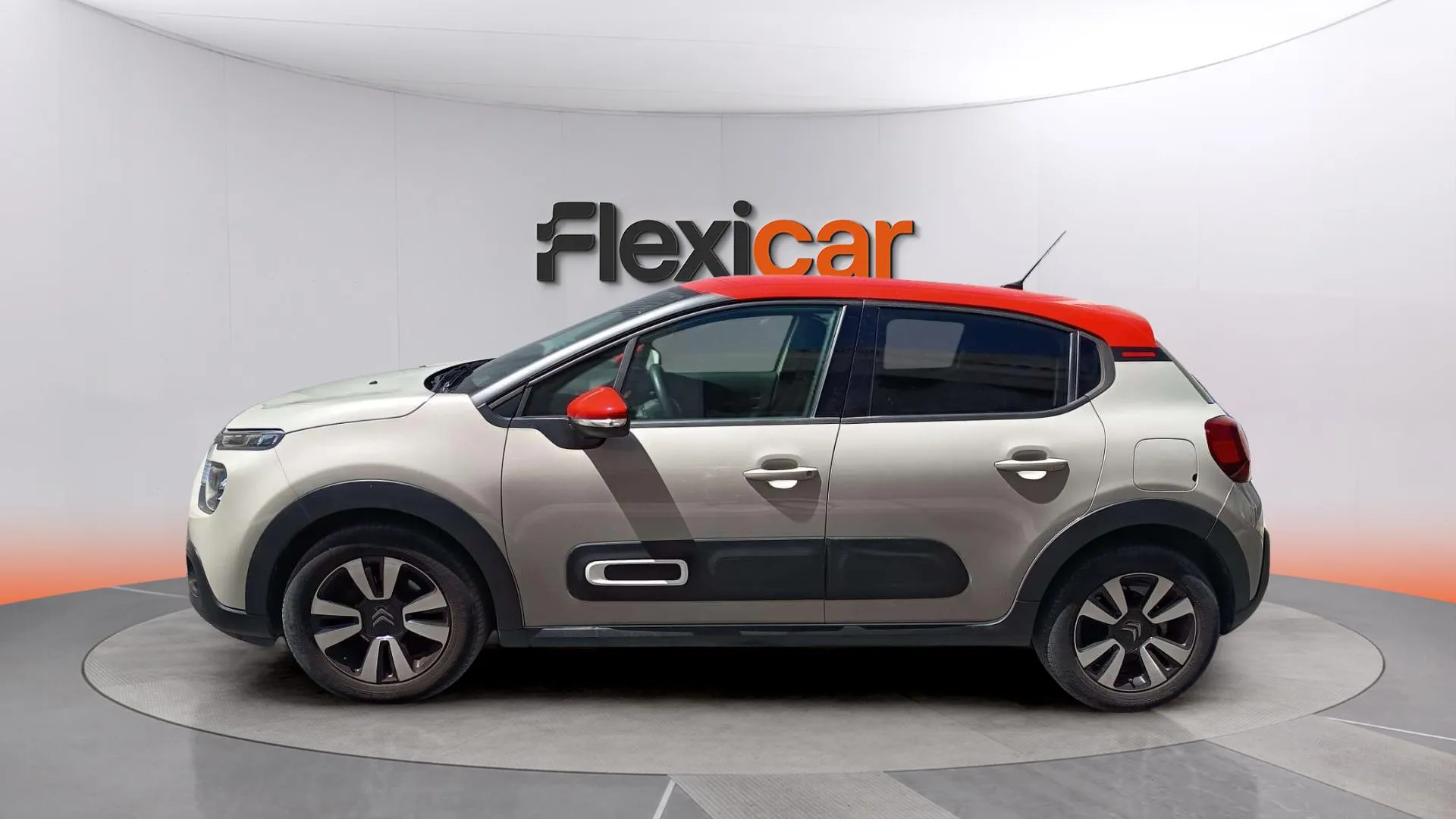 Citroën C3 PureTech Shine EAT6 - foto 4