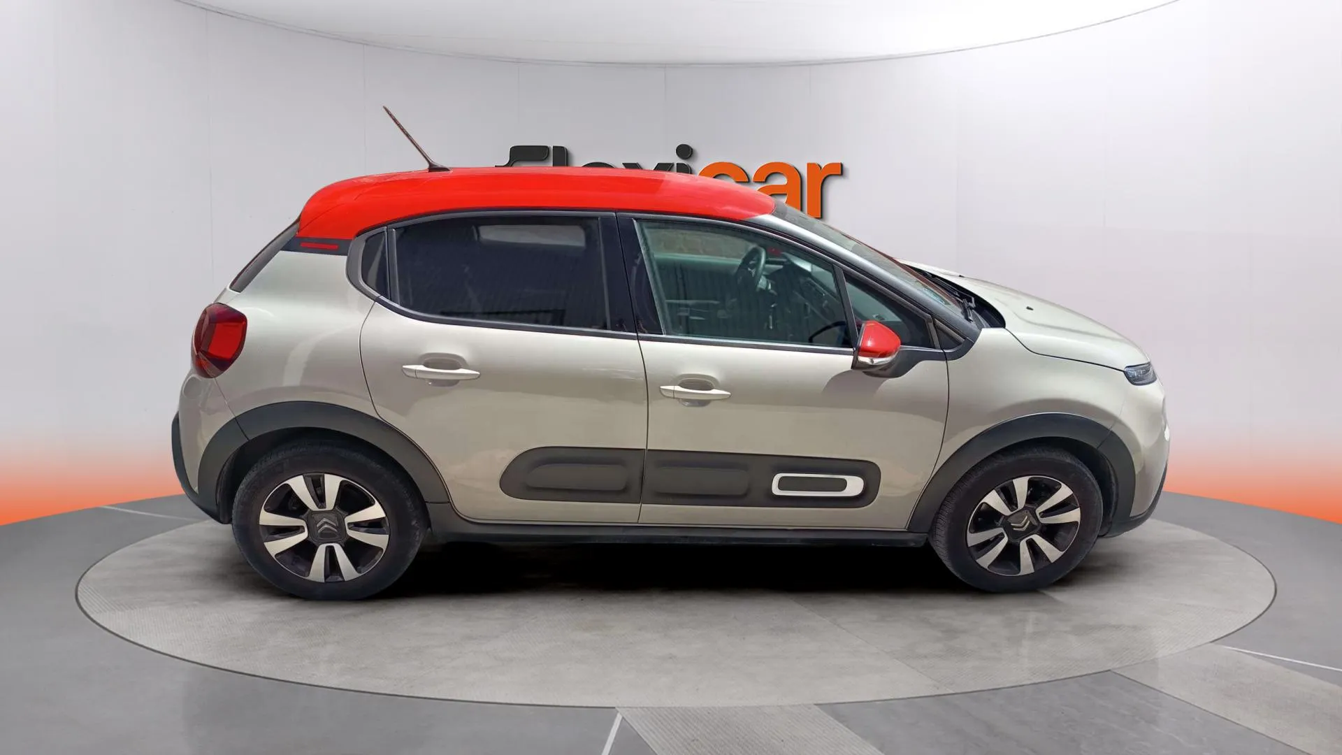Citroën C3 PureTech Shine EAT6 - foto 8