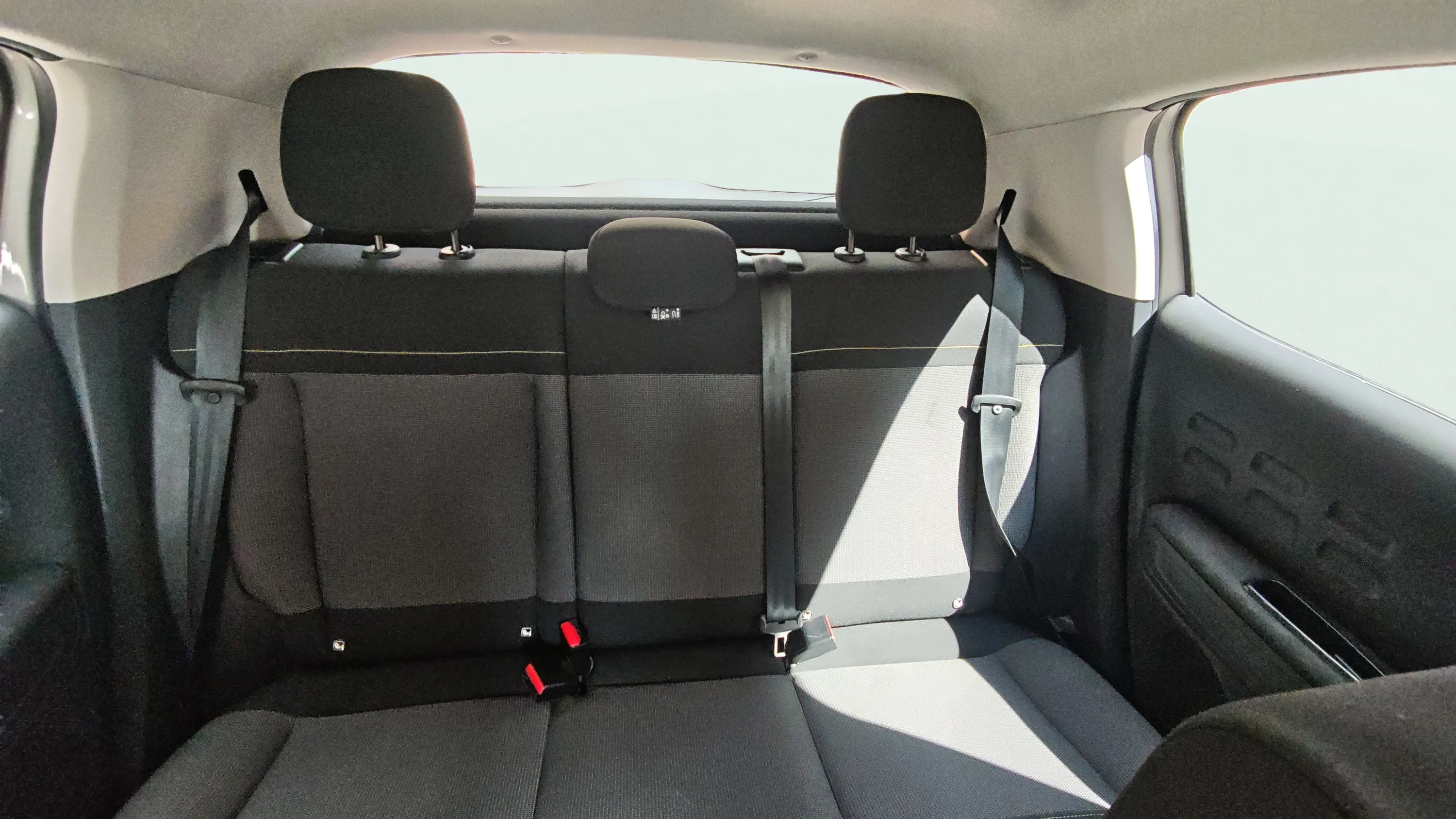 Citroën C3 PureTech Shine EAT6 - foto 14