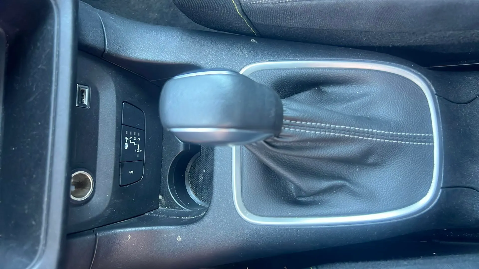 Citroën C3 PureTech Shine EAT6 - foto 17