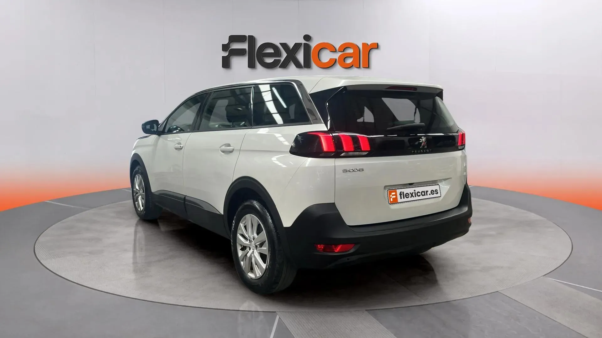Peugeot 5008 1.2 Active Pack eDCS6 - foto 5